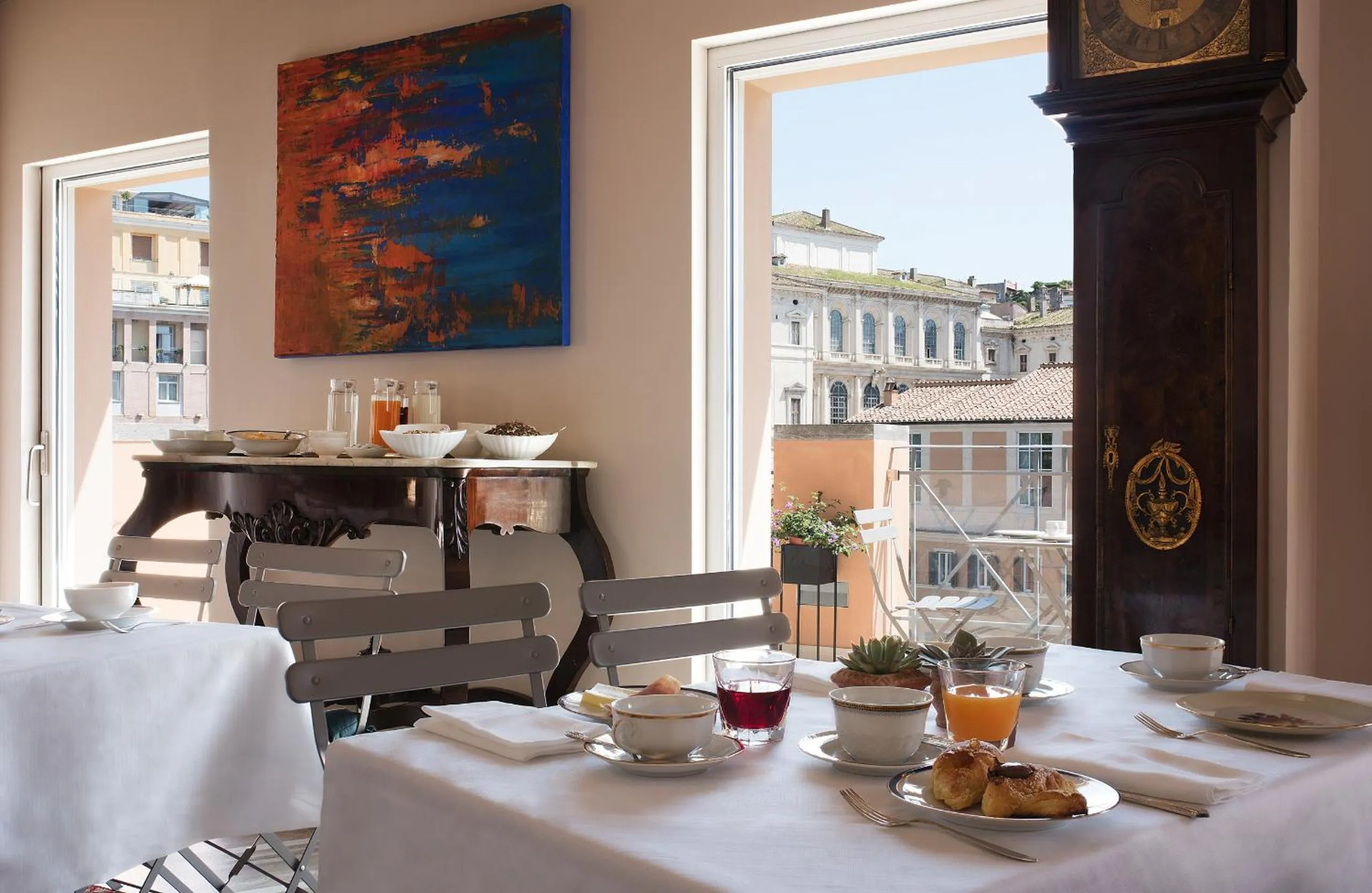 Breakfast in Palazzo Caruso