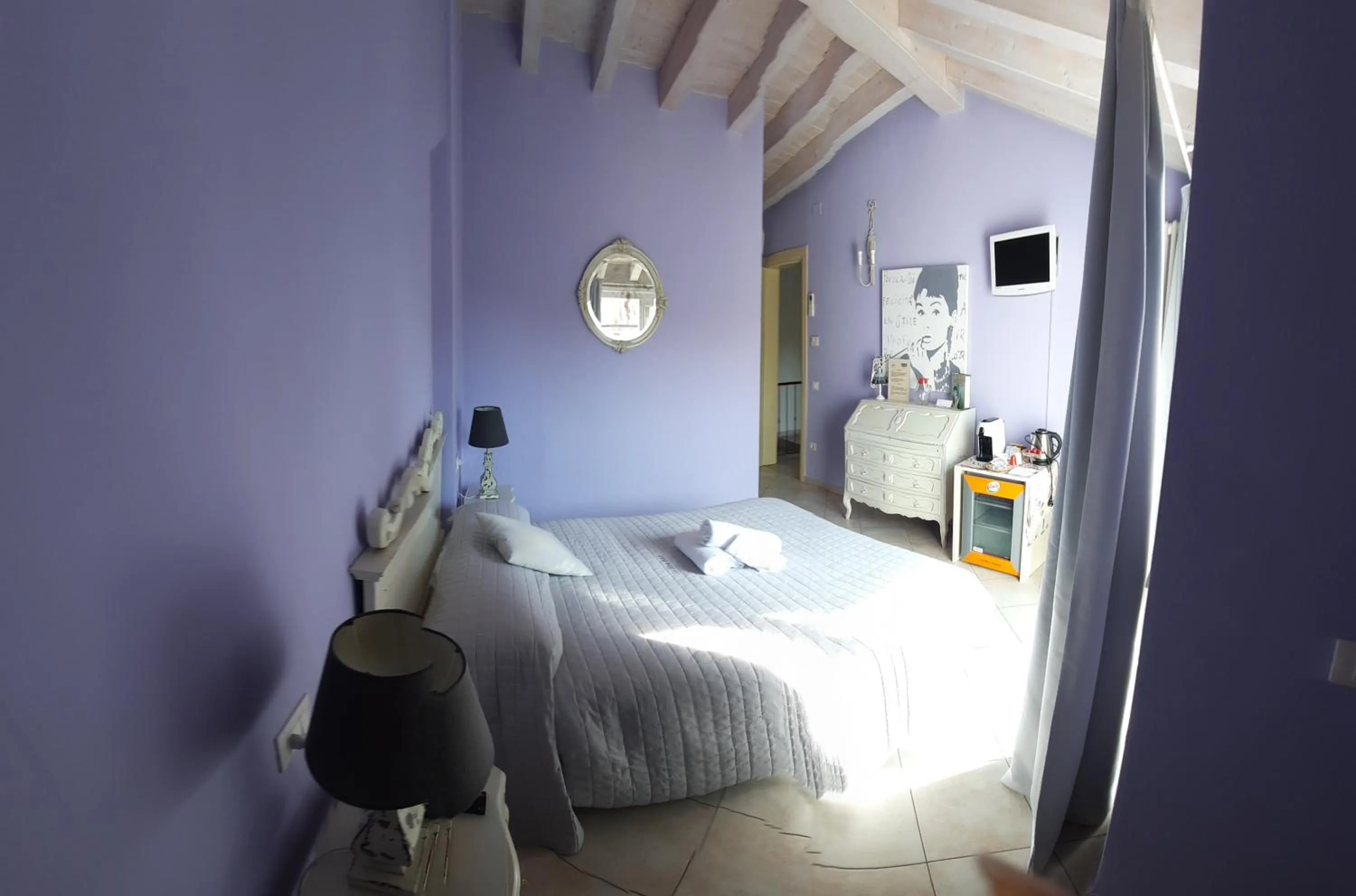 Bed in Le Rêve - Lake view rooms