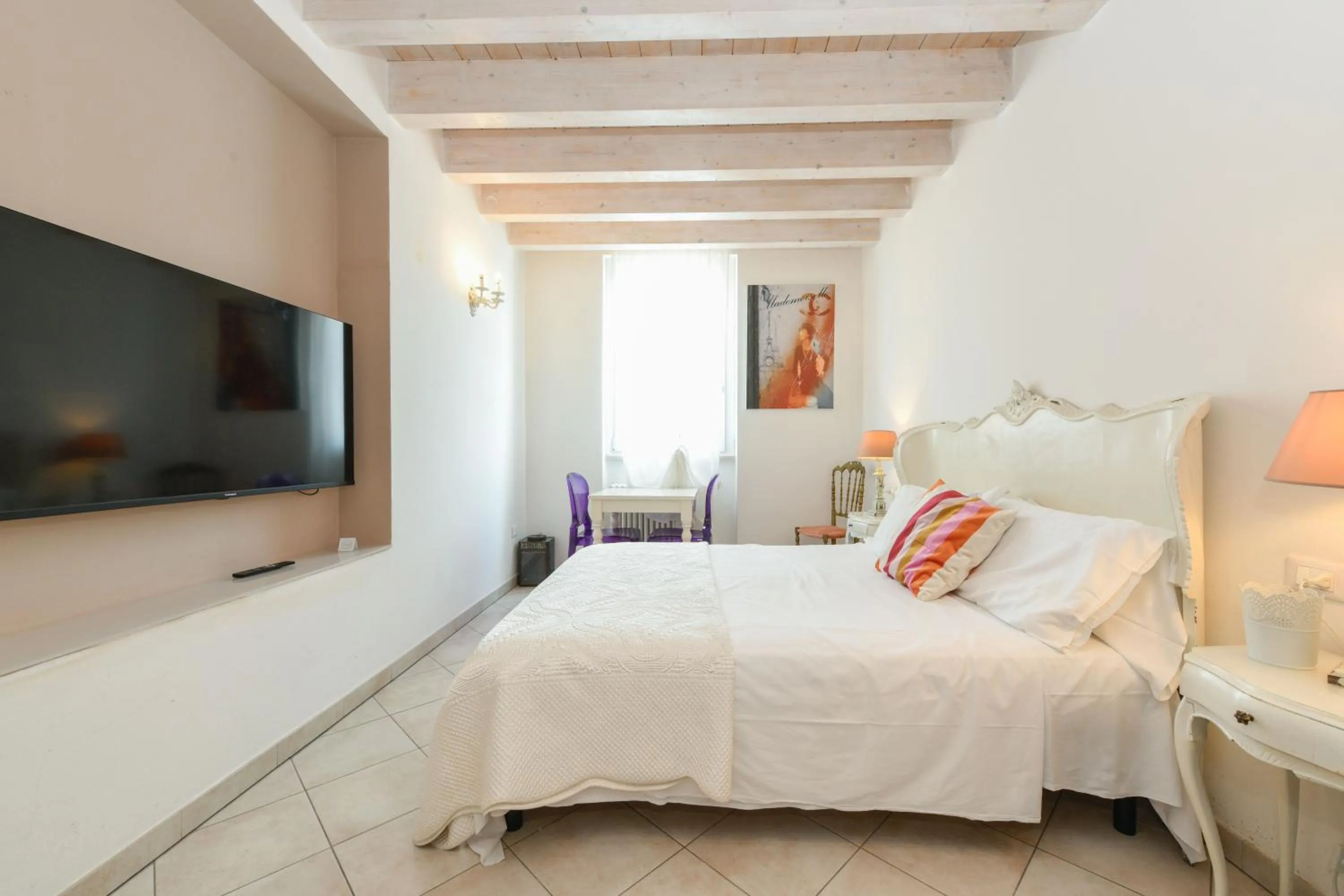 Bed in Le Rêve - Lake view rooms