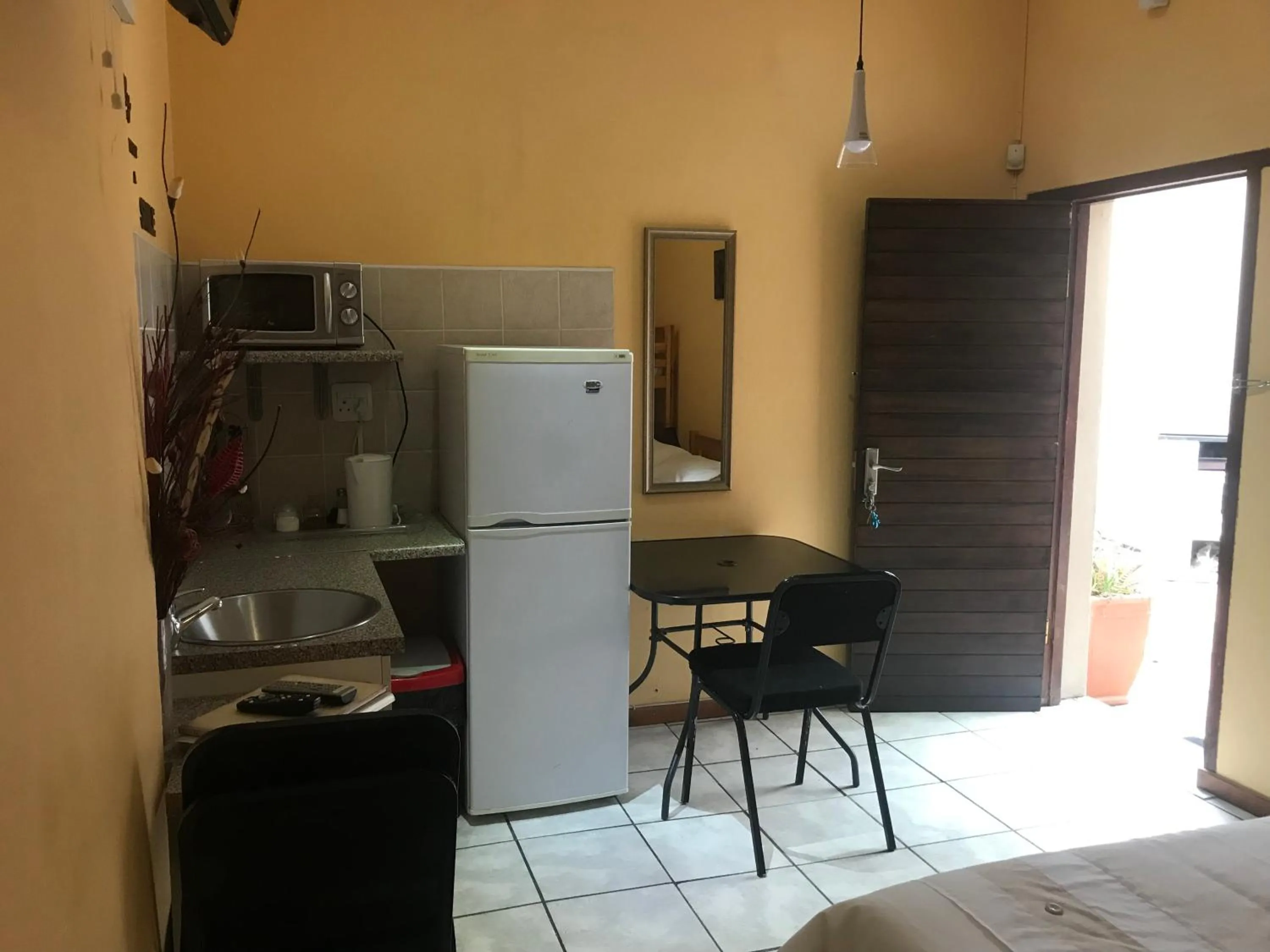 Lazy Gecko Accommodation