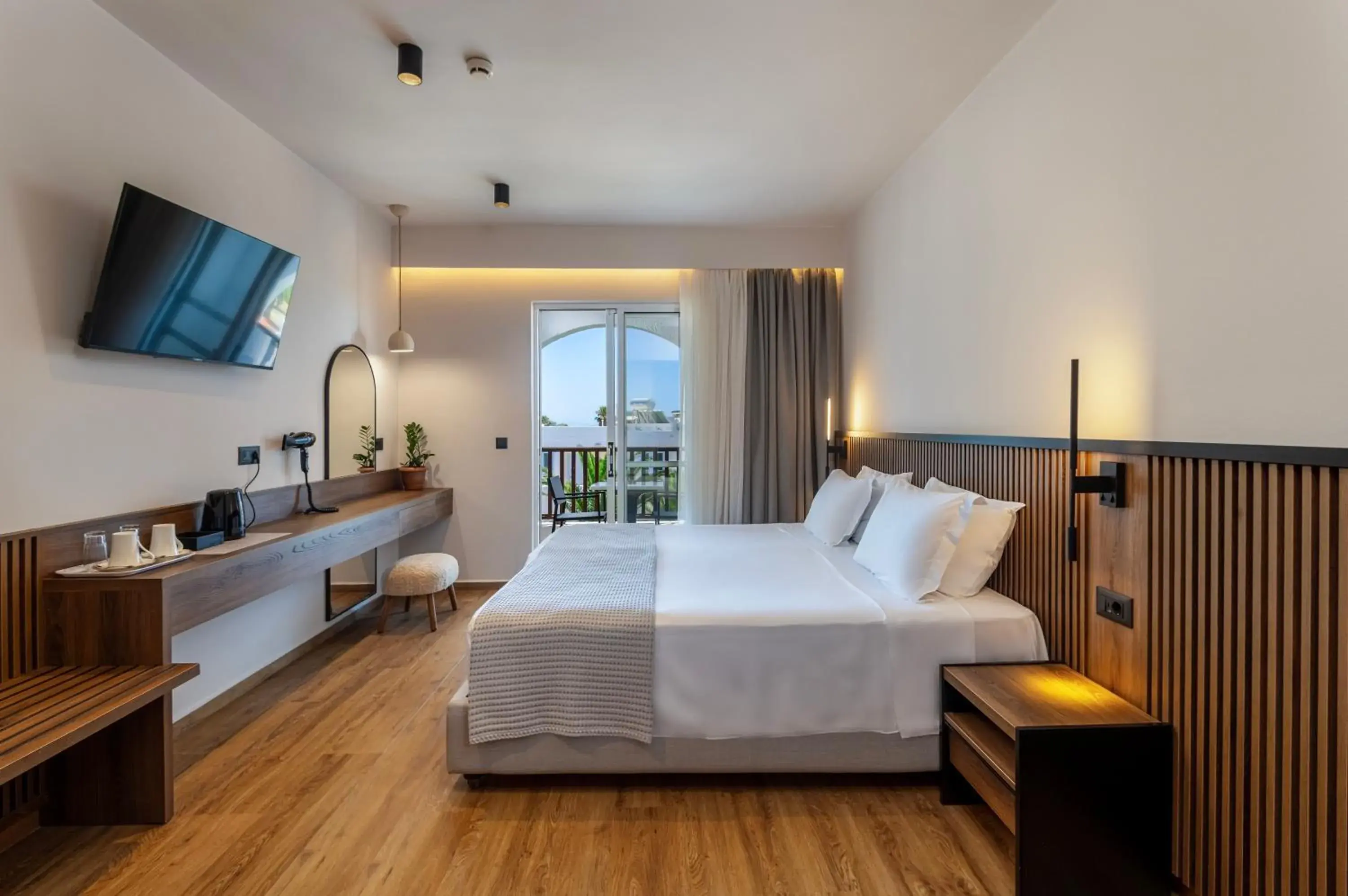 Bedroom, Bed in Kalimera Mare Bedroom, Bed in Kalimera Mare