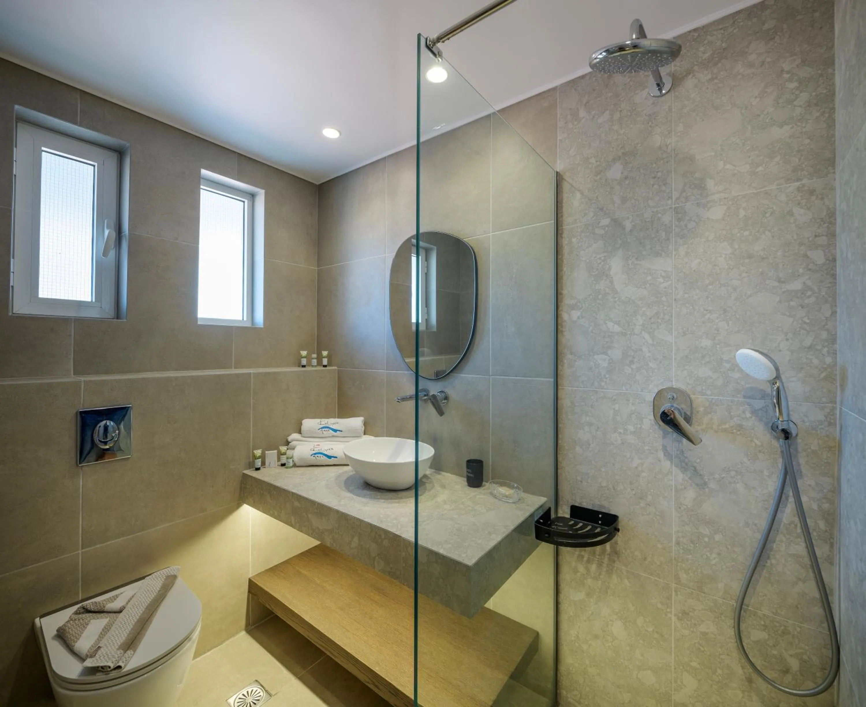 Bathroom in Kalimera Mare