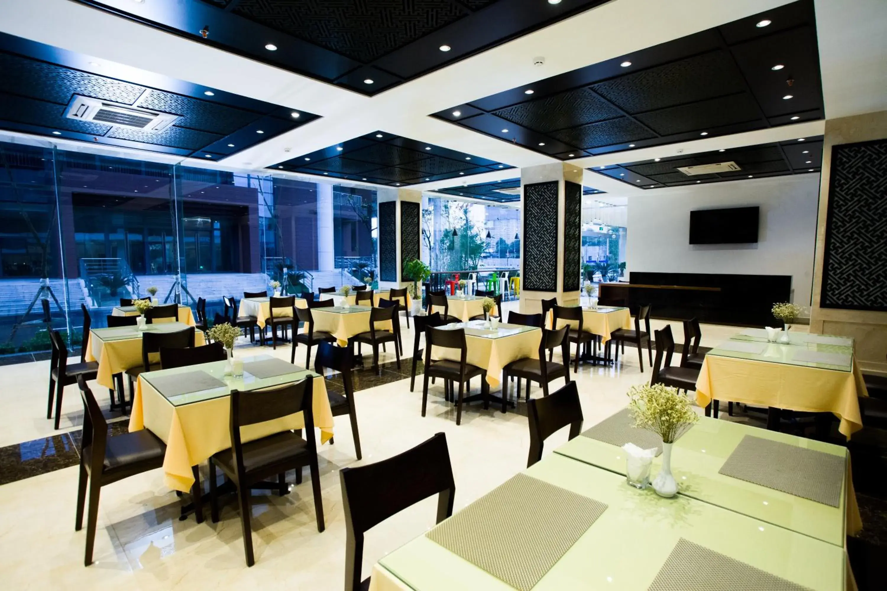Restaurant/places to eat in Friendship hotel Restaurant/places to eat in Friendship hotel