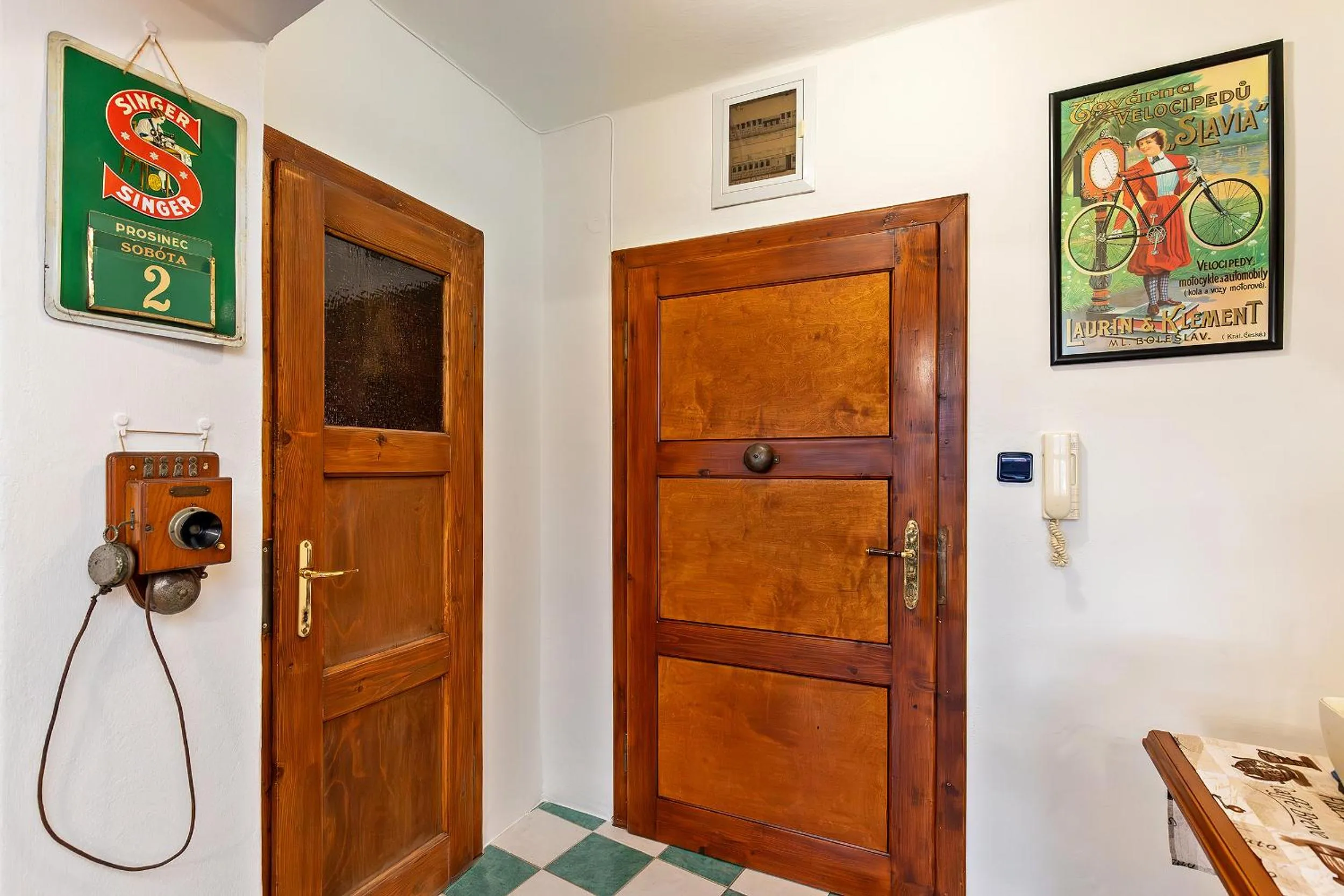 Communal kitchen in Pension Nostalgie - Minihotel