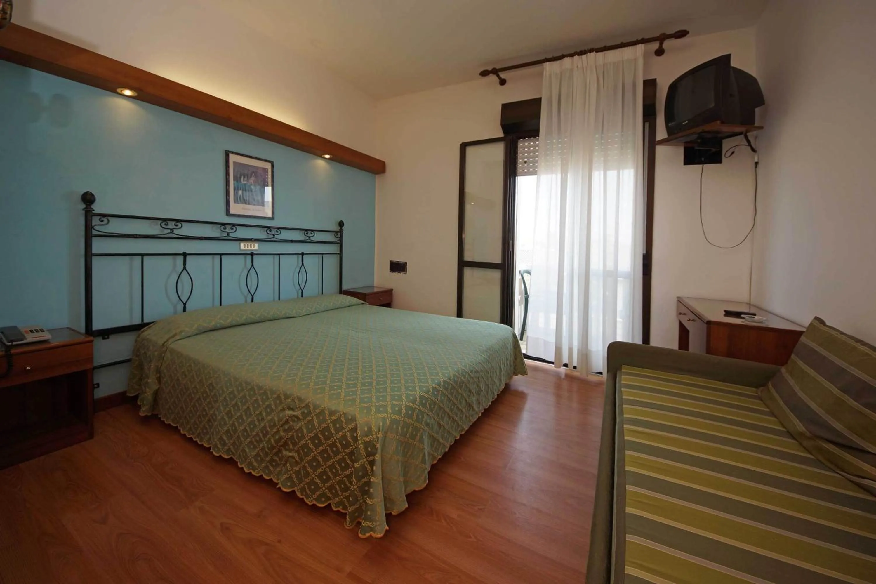 Day in Hotel President