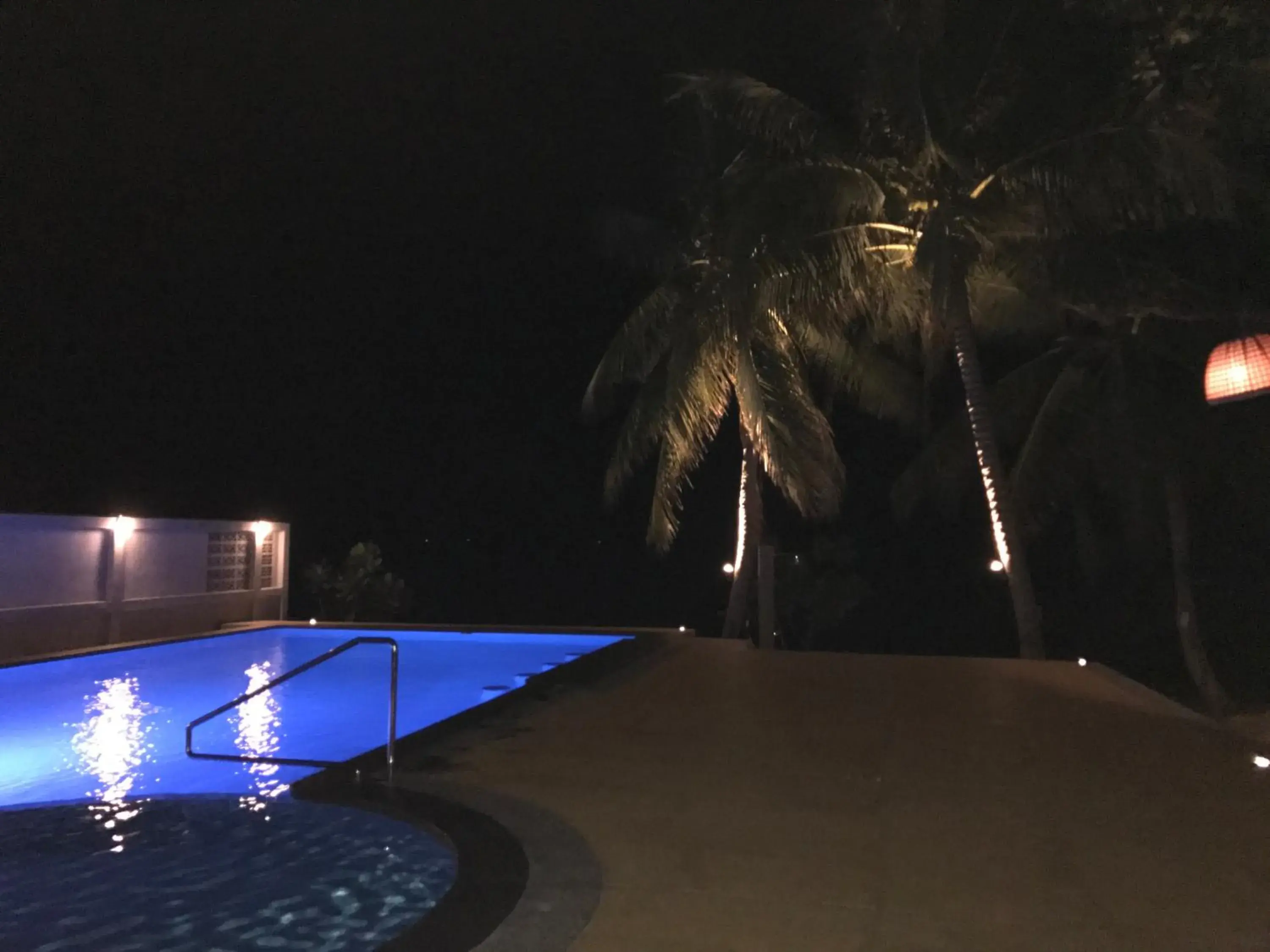 Swimming pool in Marina Beach Resort - SHA Extra Plus Swimming pool in Marina Beach Resort - SHA Extra Plus