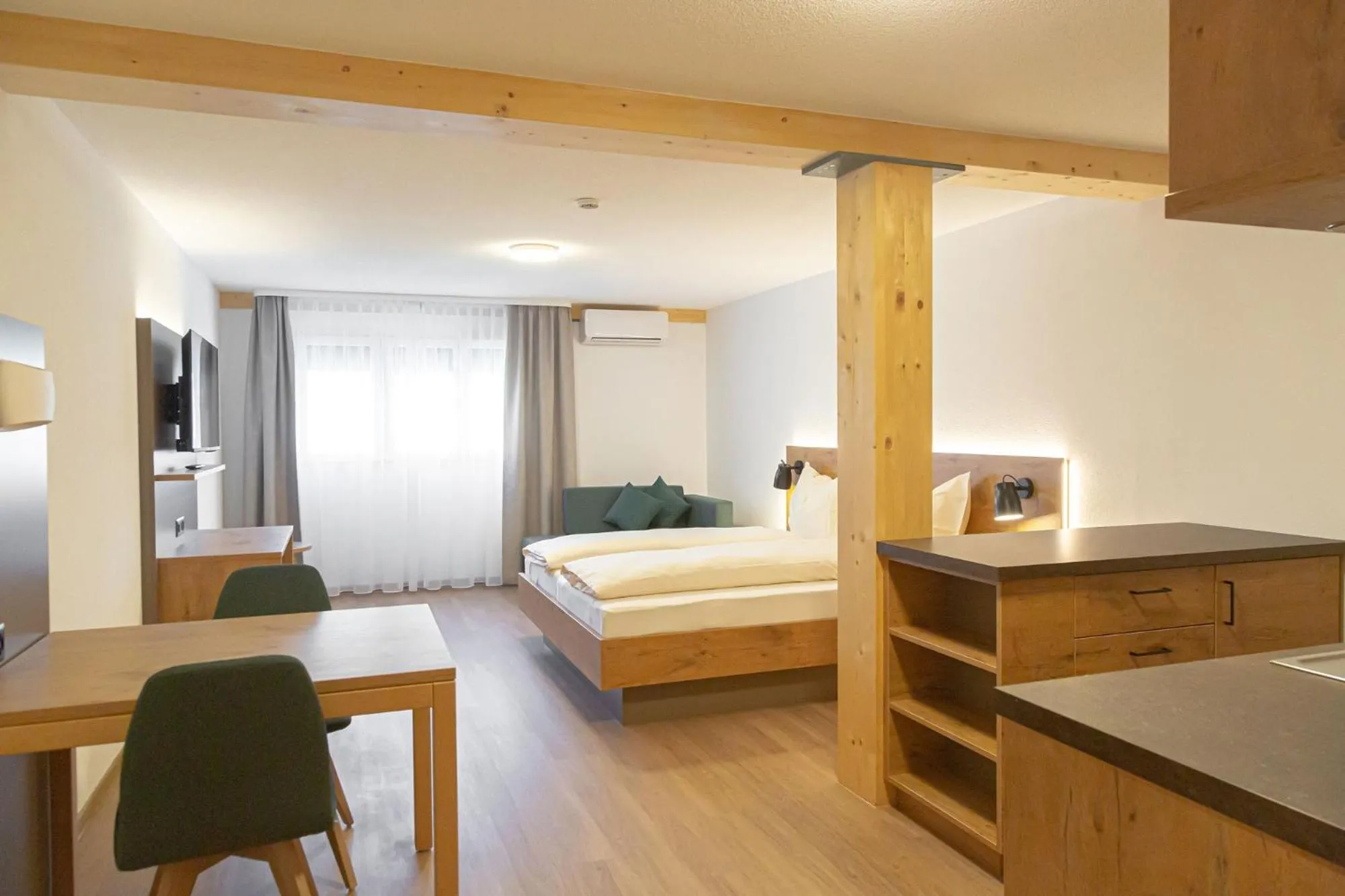 Photo of the whole room, Bed in Hotel Olympica