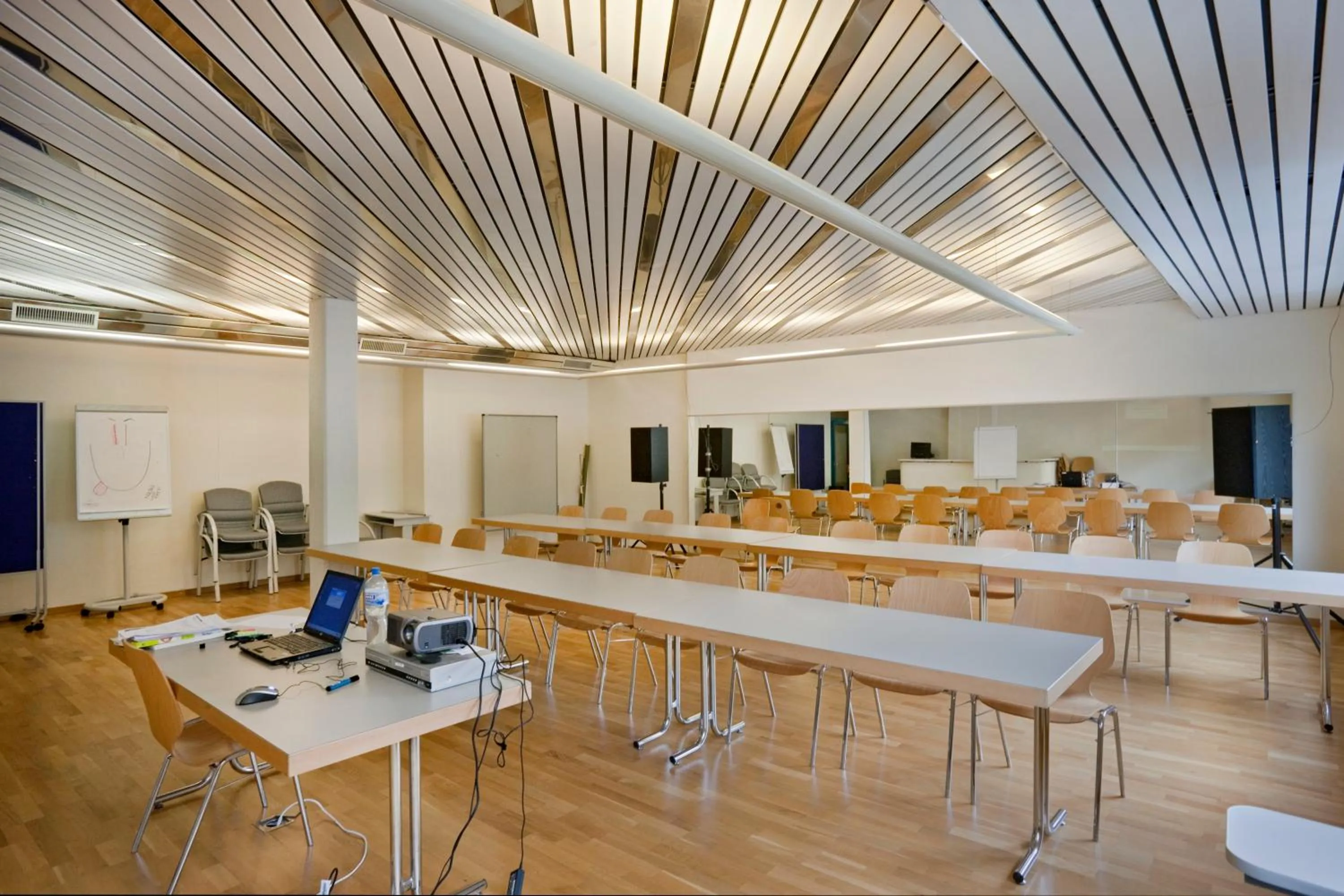 Business facilities in Hotel Olympica