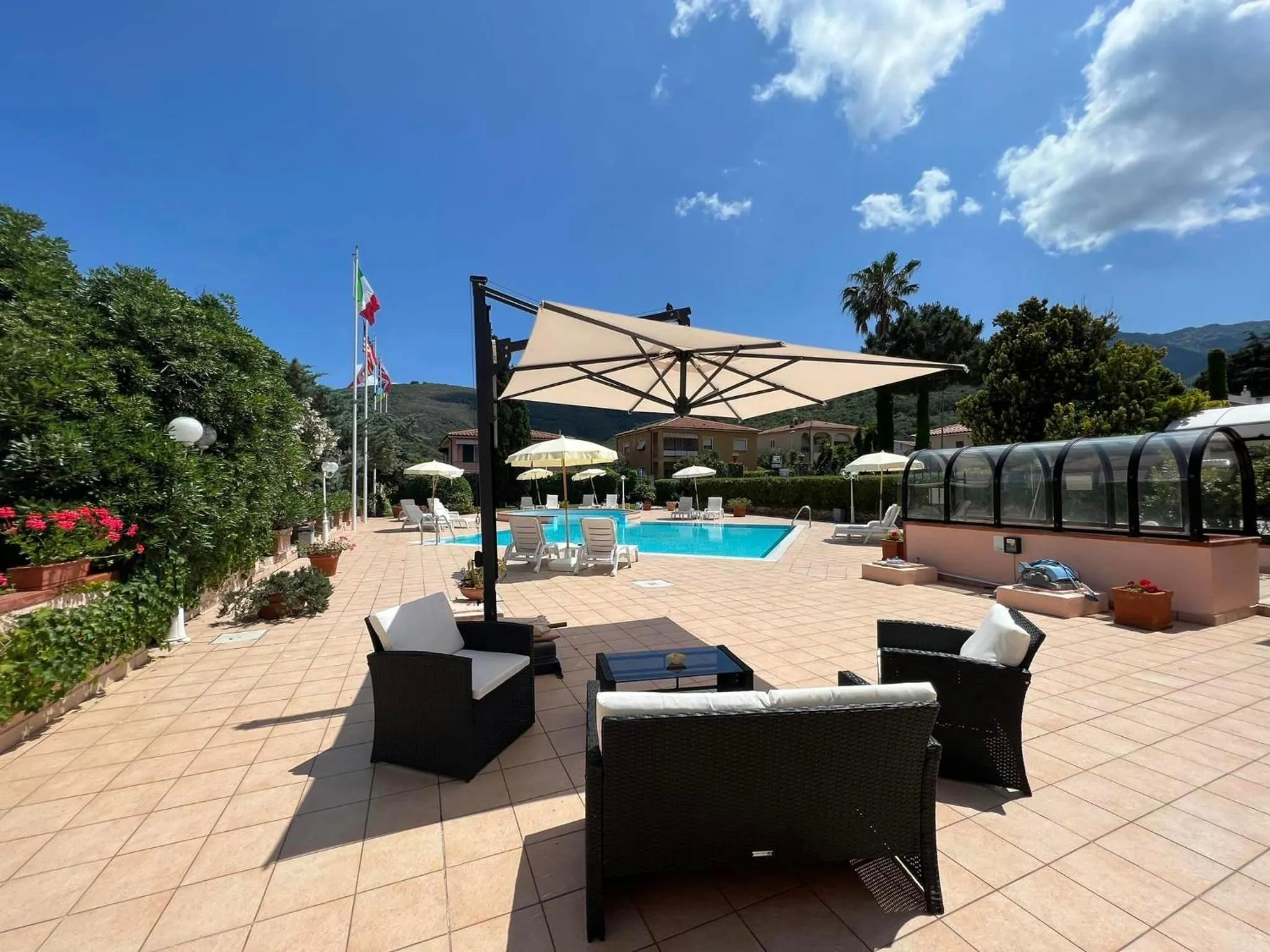 Swimming pool in Arthotel Gabbiano Azzurro Due