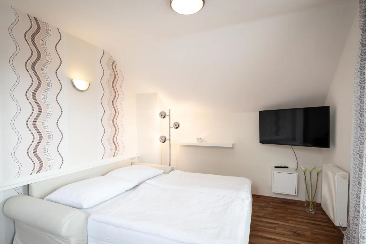 Bedroom, Bed in Hotel Garni Pod Skalkou