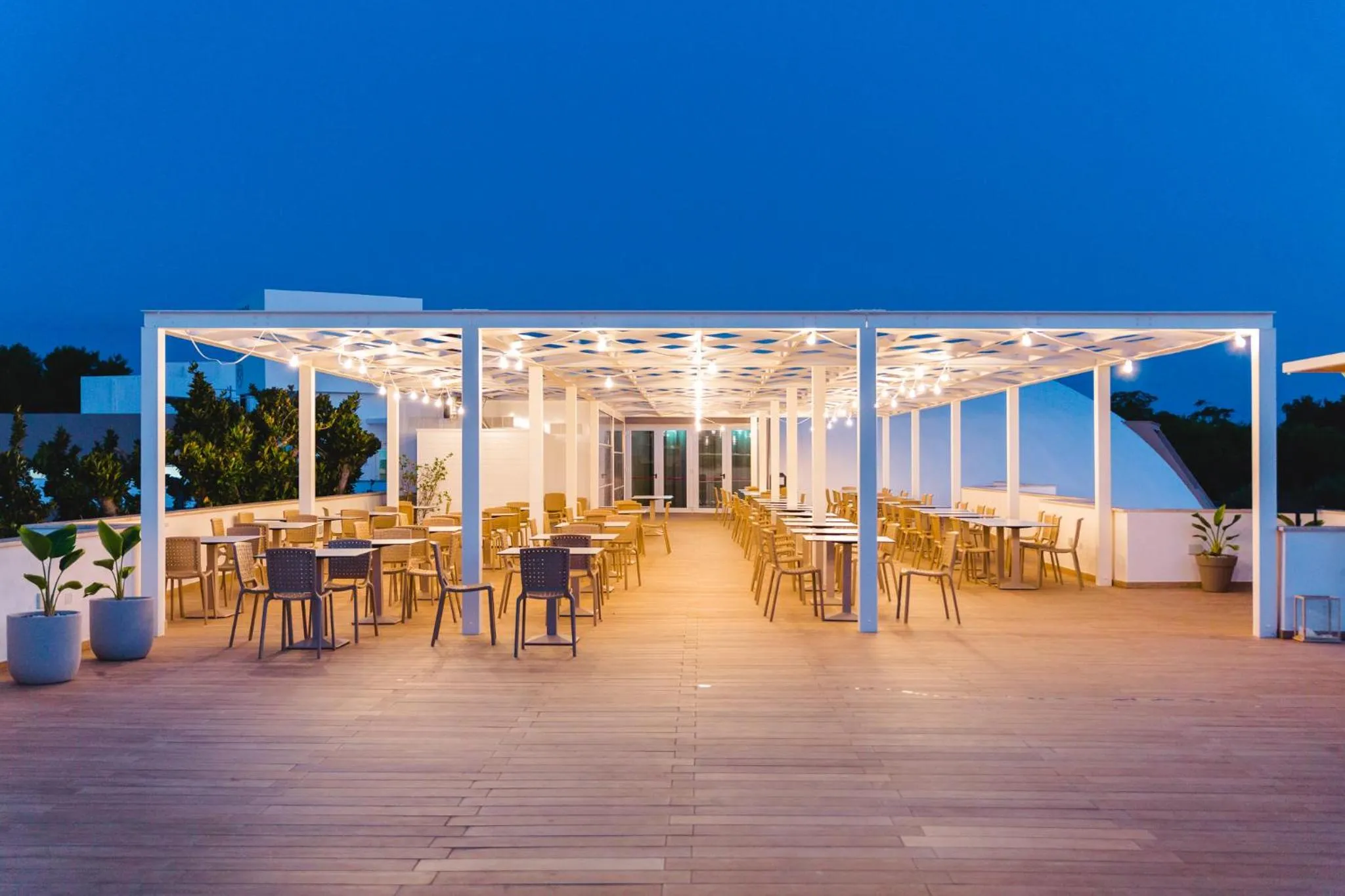 Property building in Torre Cintola Greenblu Sea Emotions