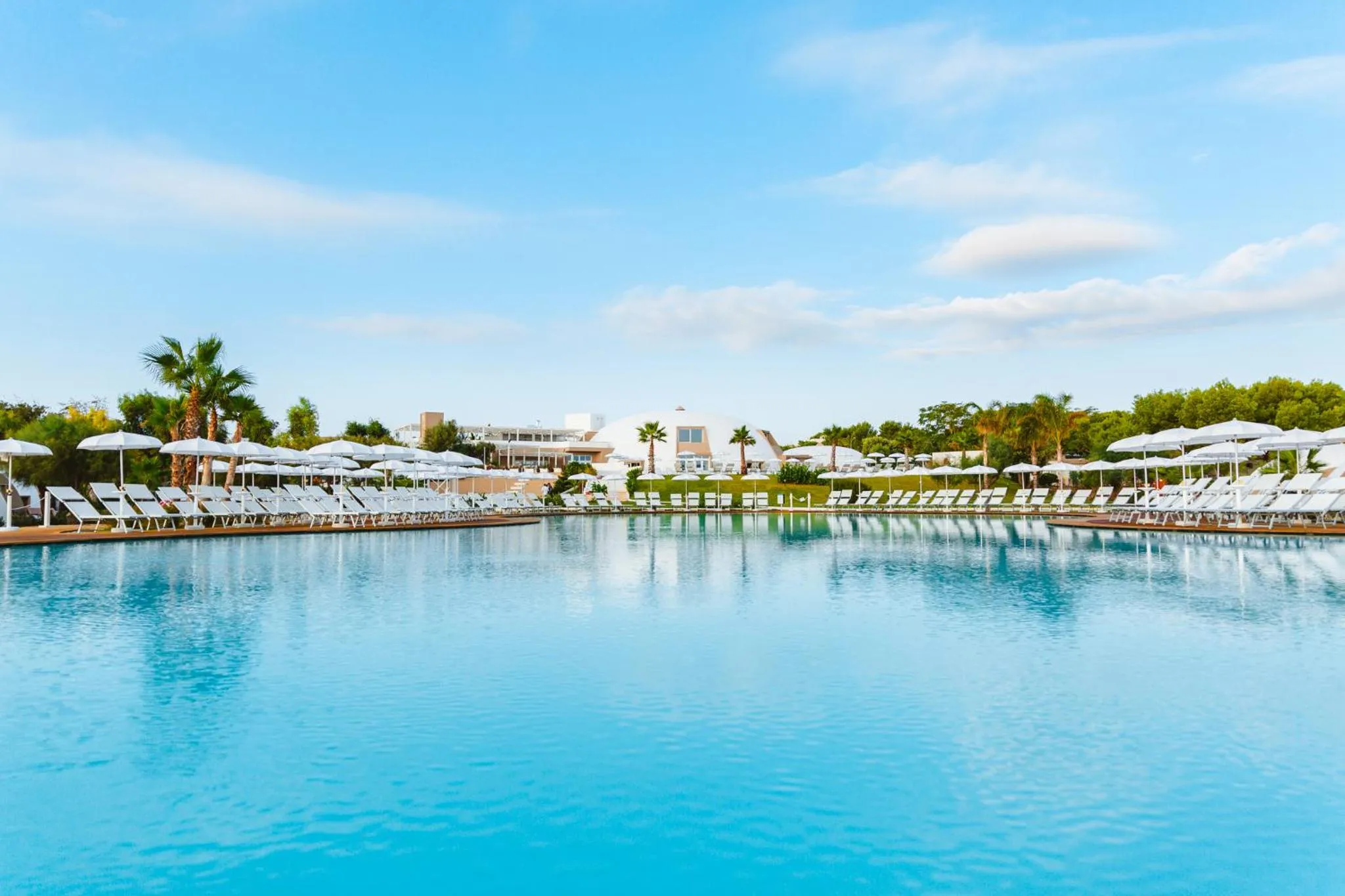 Swimming pool in Torre Cintola Greenblu Sea Emotions