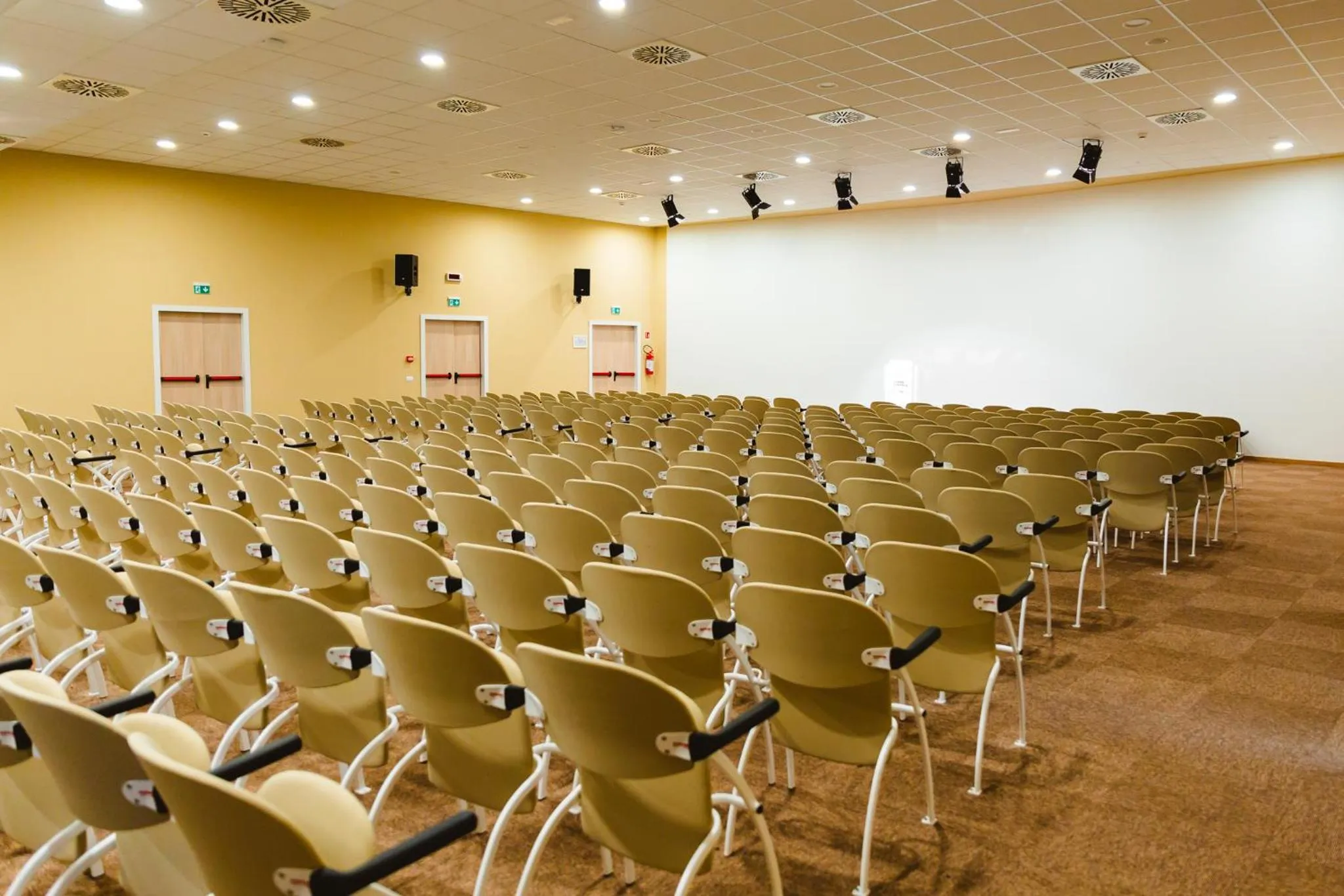 Meeting/conference room in Torre Cintola Greenblu Sea Emotions