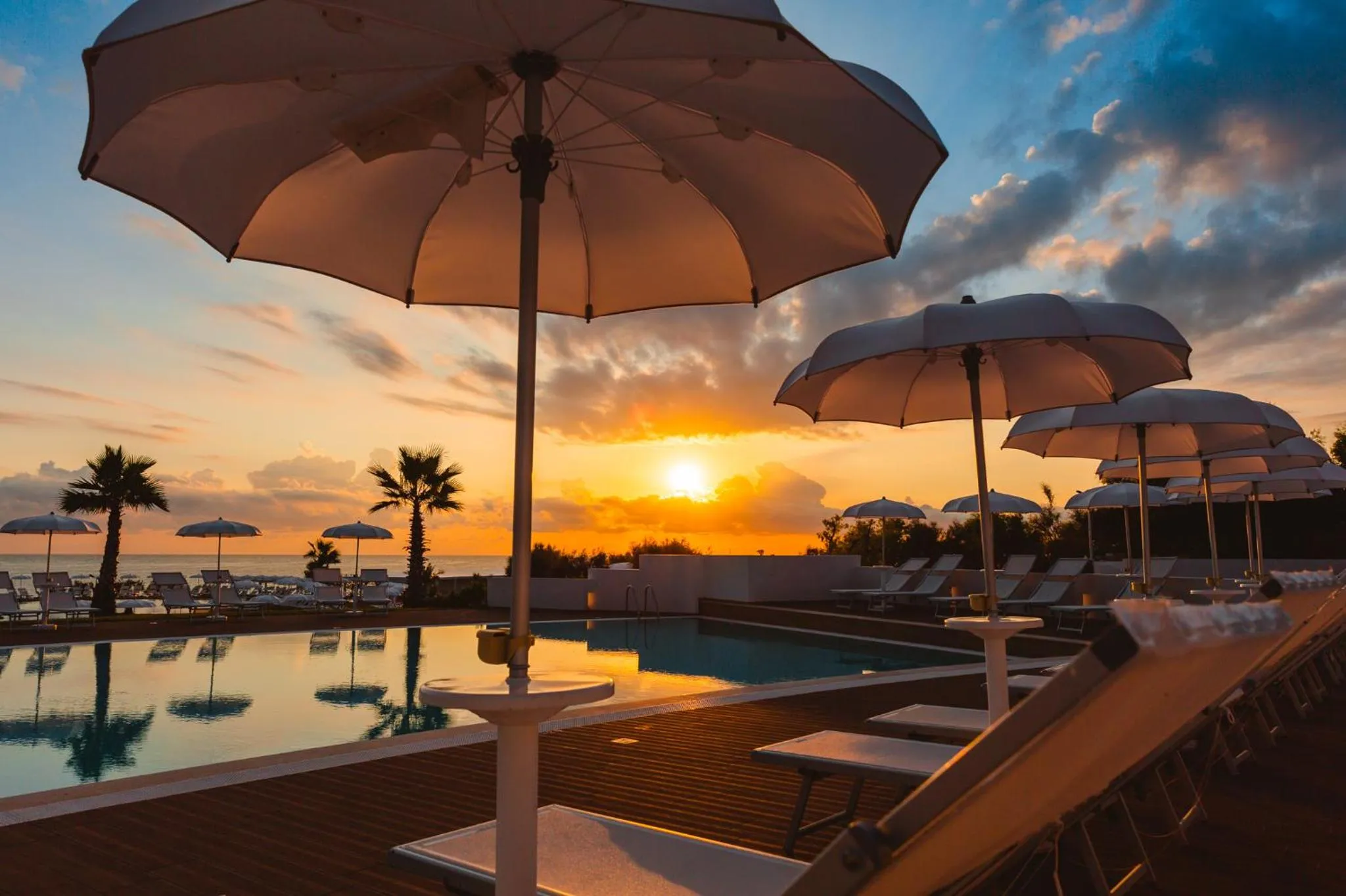 Property building in Torre Cintola Greenblu Sea Emotions