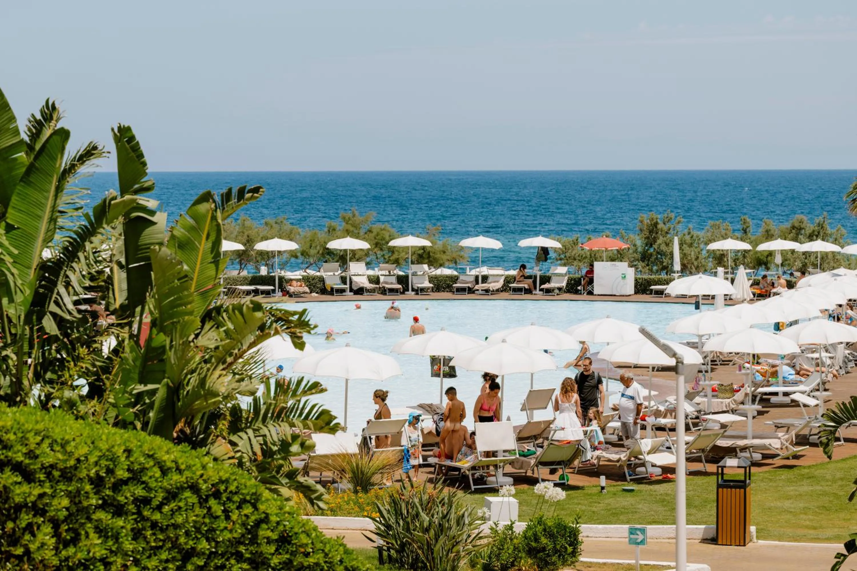 Swimming pool in Torre Cintola Greenblu Sea Emotions