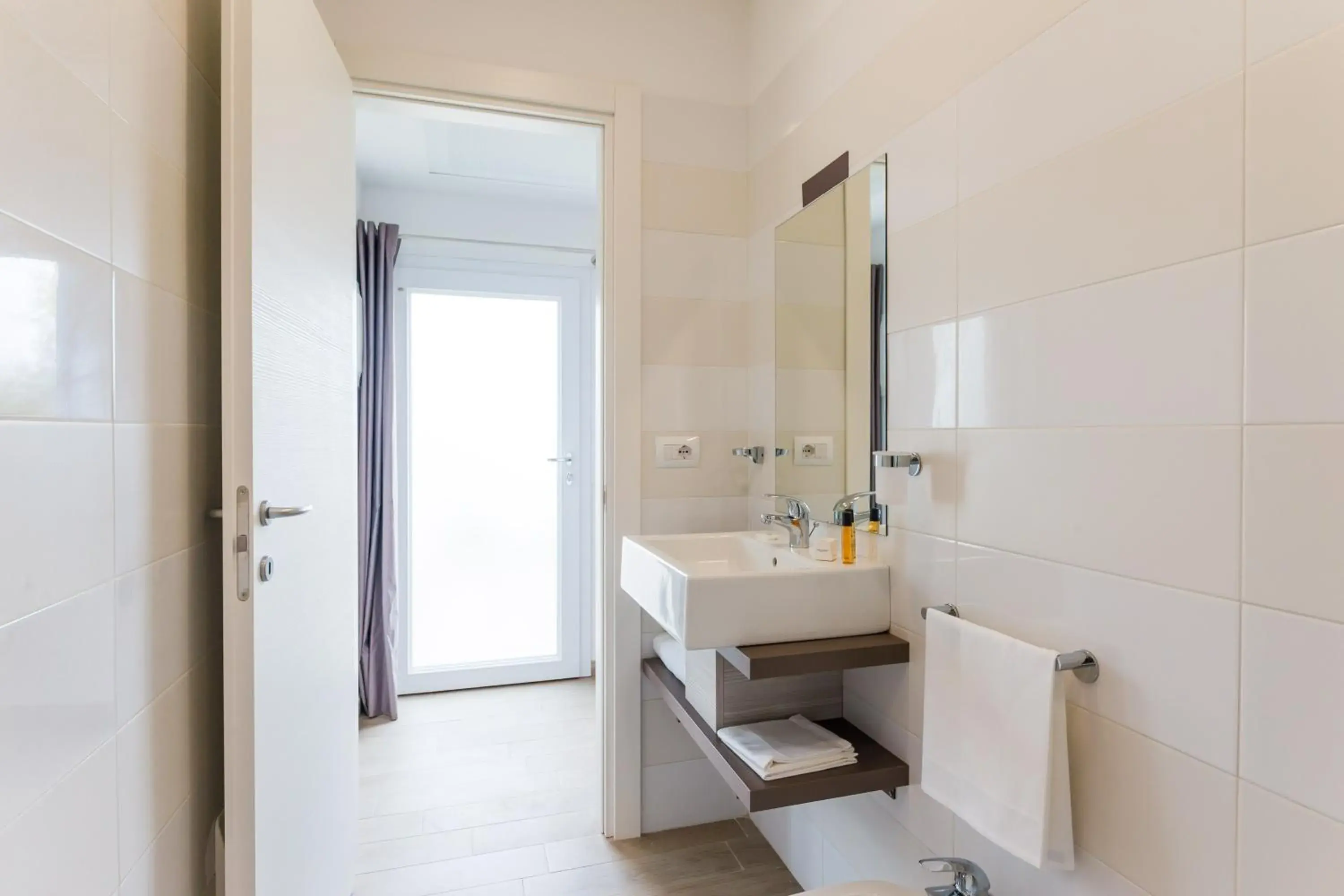 Bathroom in Torre Cintola Greenblu Sea Emotions Bathroom in Torre Cintola Greenblu Sea Emotions