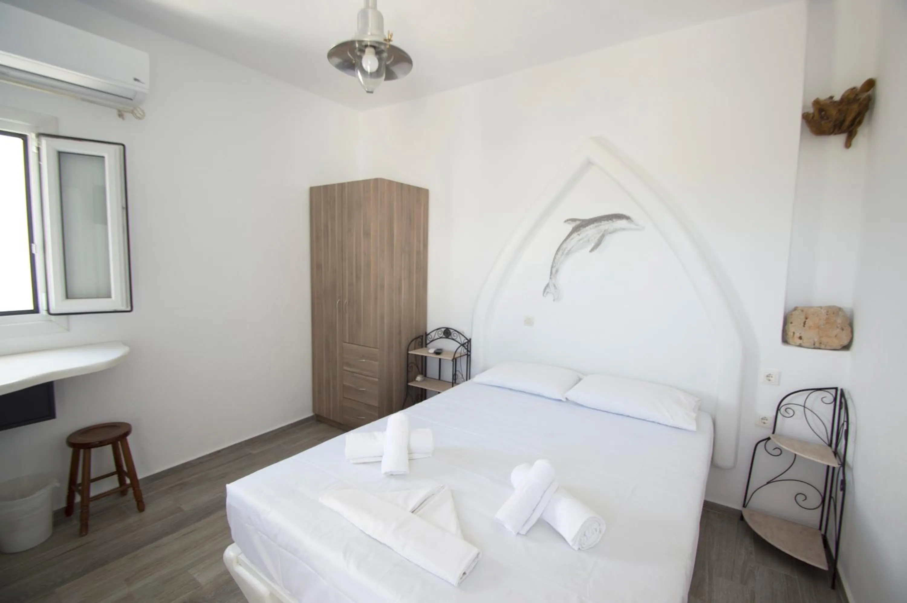 Bed in Alexandros Mykonos