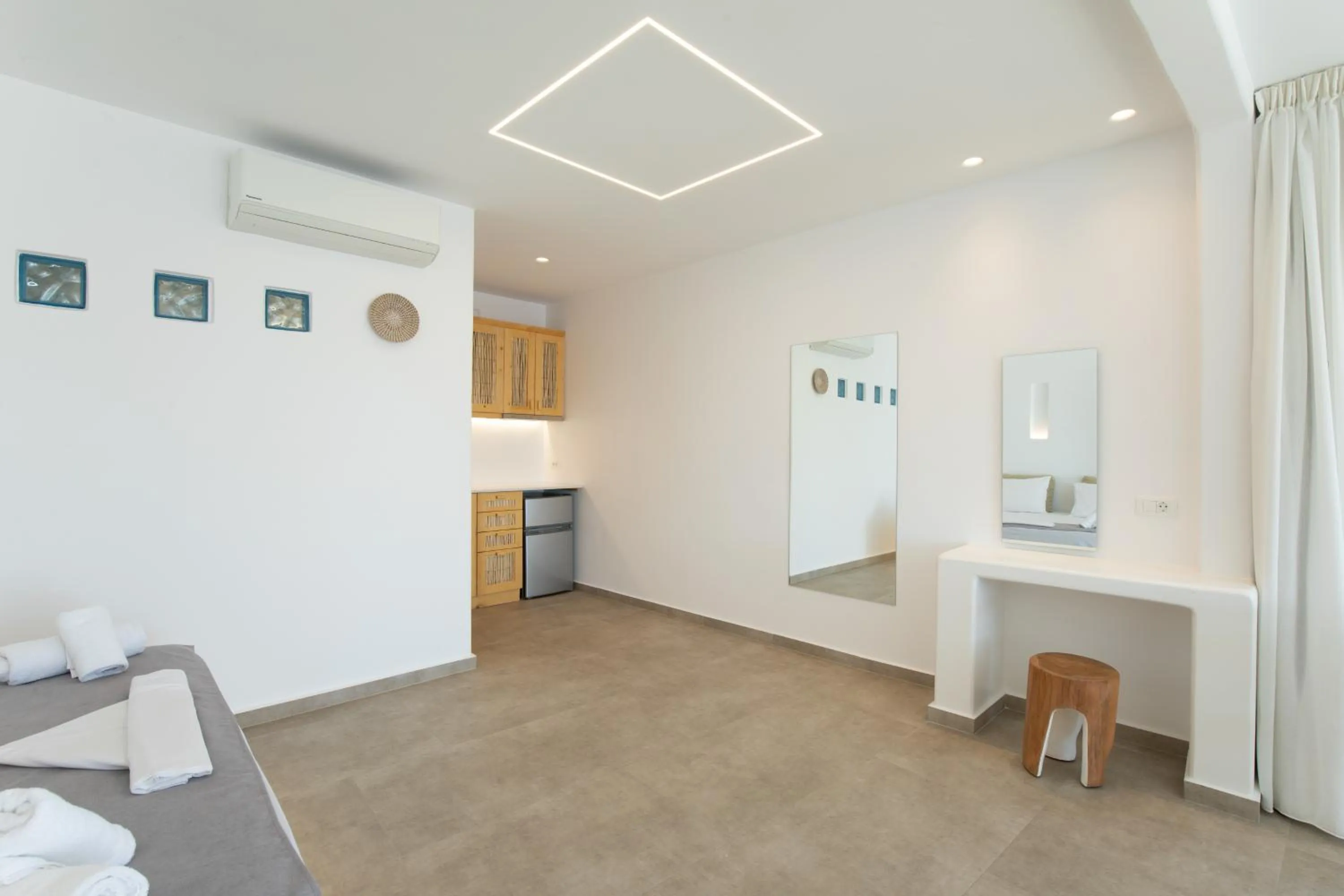 Bed in Alexandros Mykonos