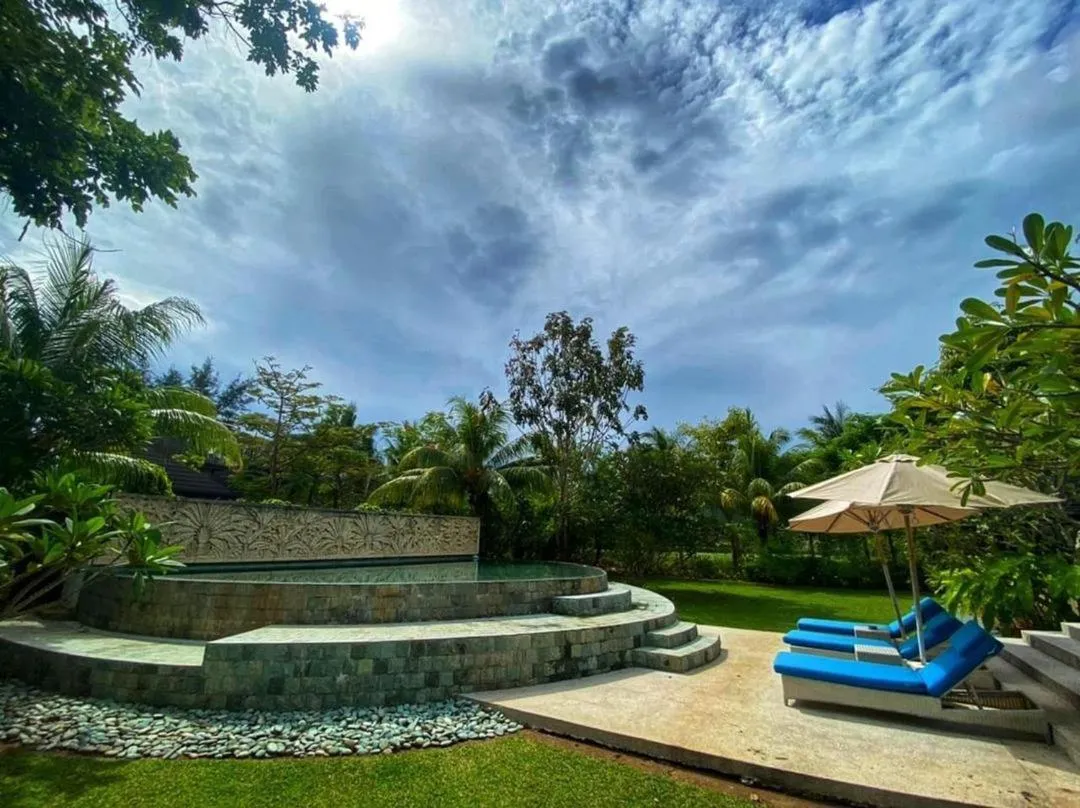 Swimming pool in Kudat Riviera Exclusive Beach Villas