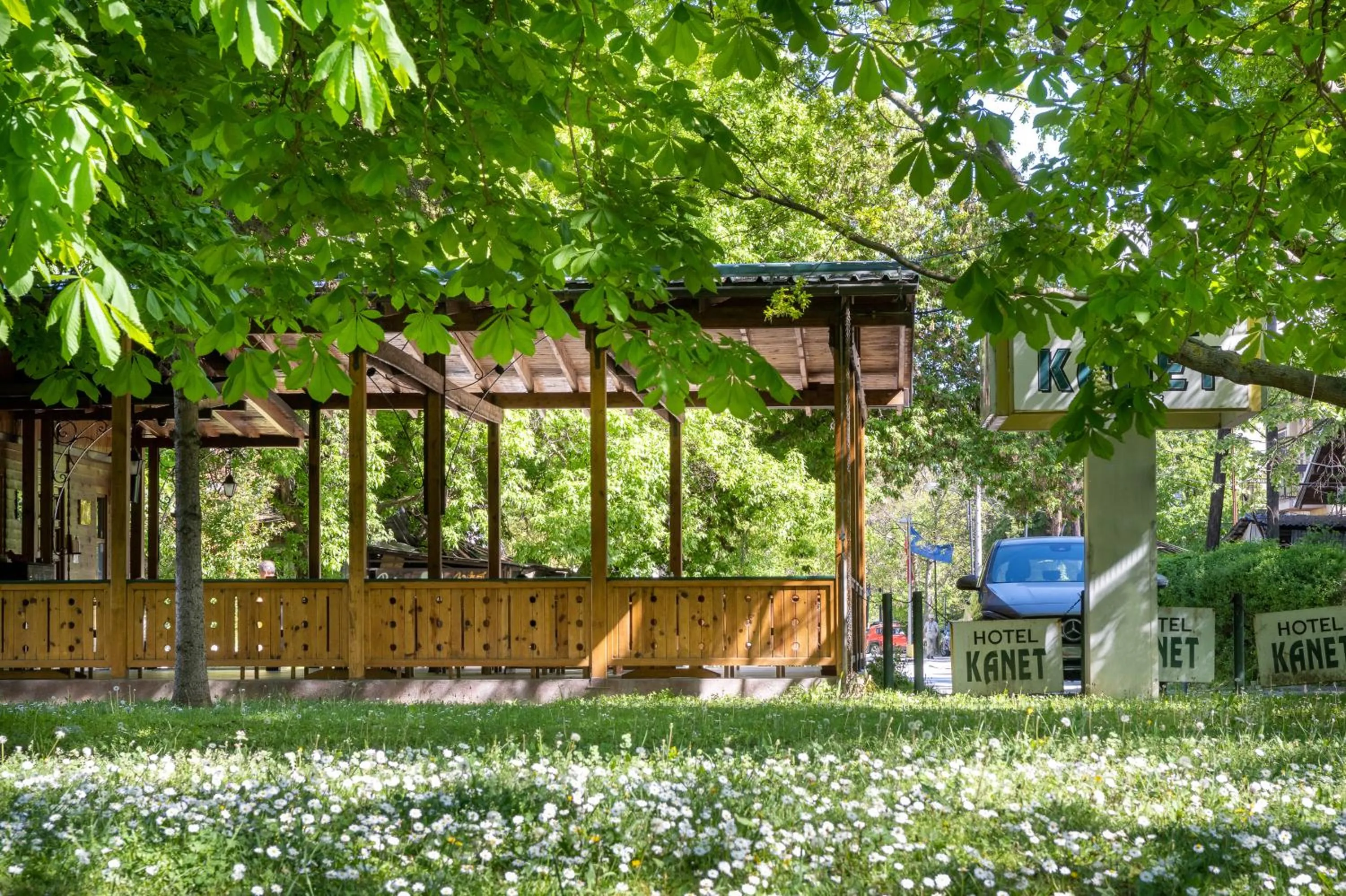 Property building in B&B Kanet