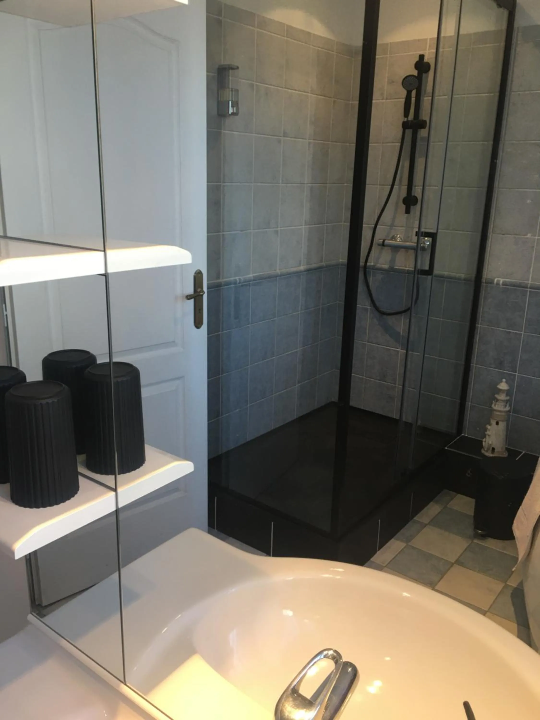 Shower in La Ferme du Preneau