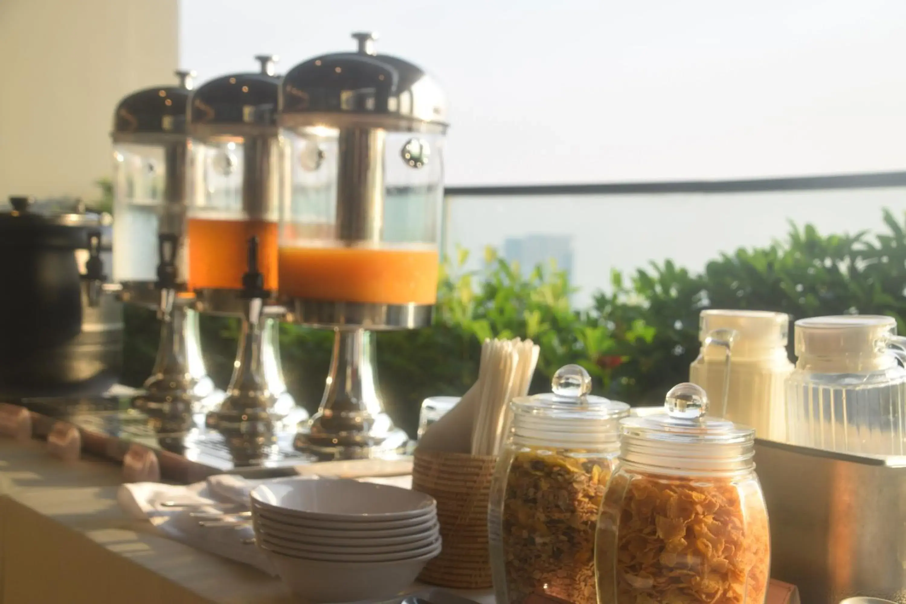 Food and drinks in The View Serviced Residence 豪景日式酒店公寓 Food and drinks in The View Serviced Residence 豪景日式酒店公寓