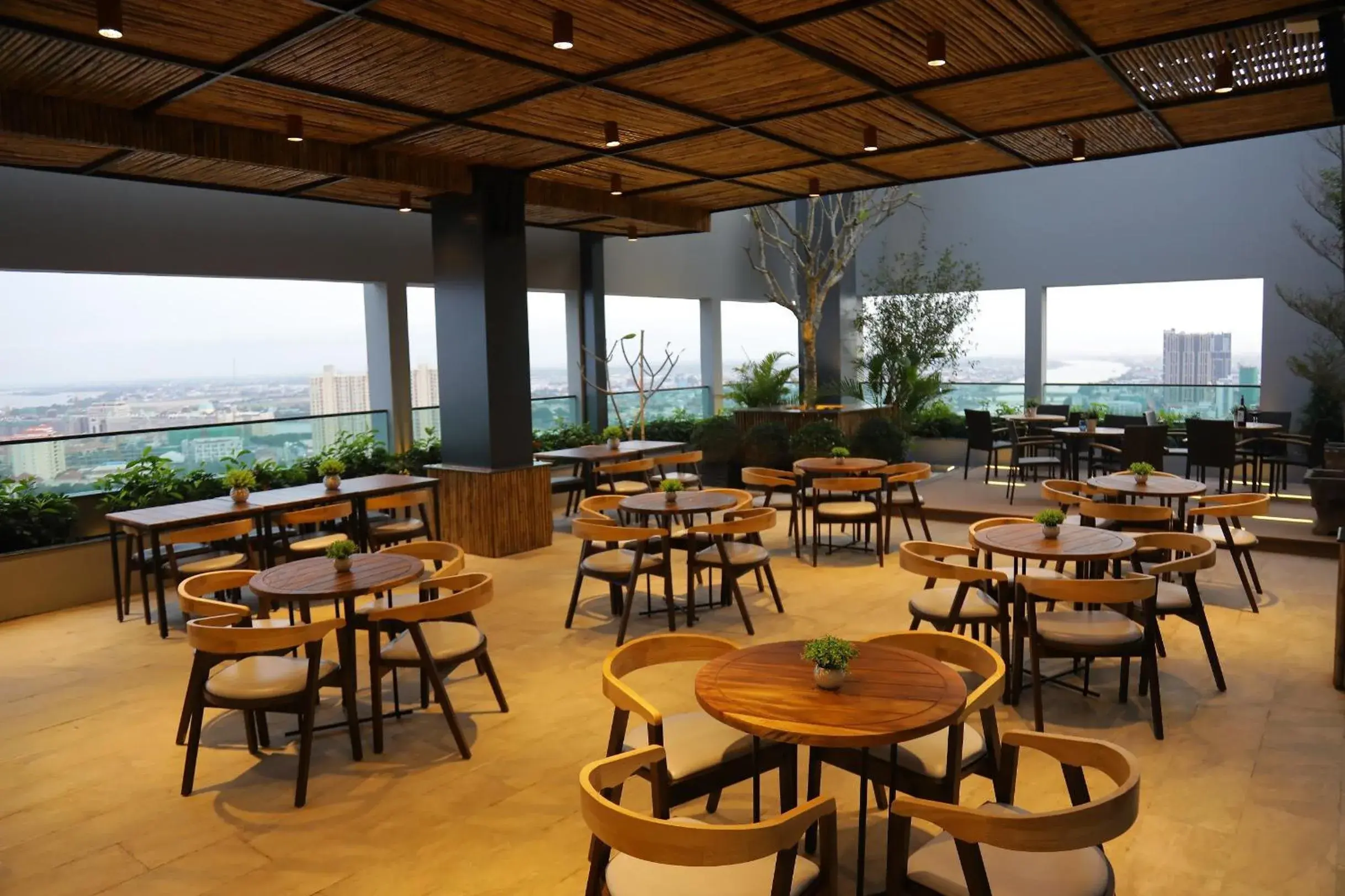 Restaurant/places to eat in The View Serviced Residence 豪景日式酒店公寓 Restaurant/places to eat in The View Serviced Residence 豪景日式酒店公寓