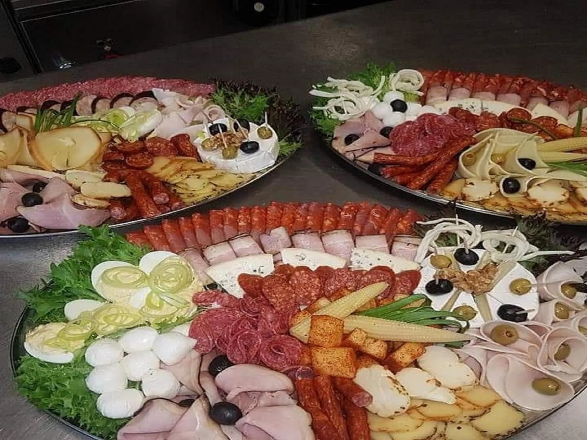 Restaurant/places to eat in Hotel Admiral