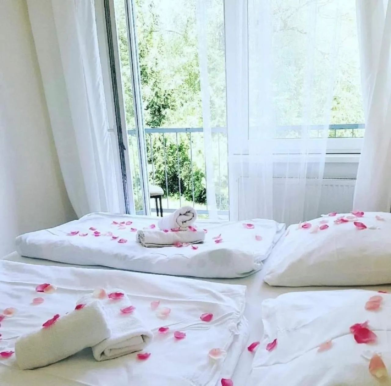 Bed in Hotel Admiral