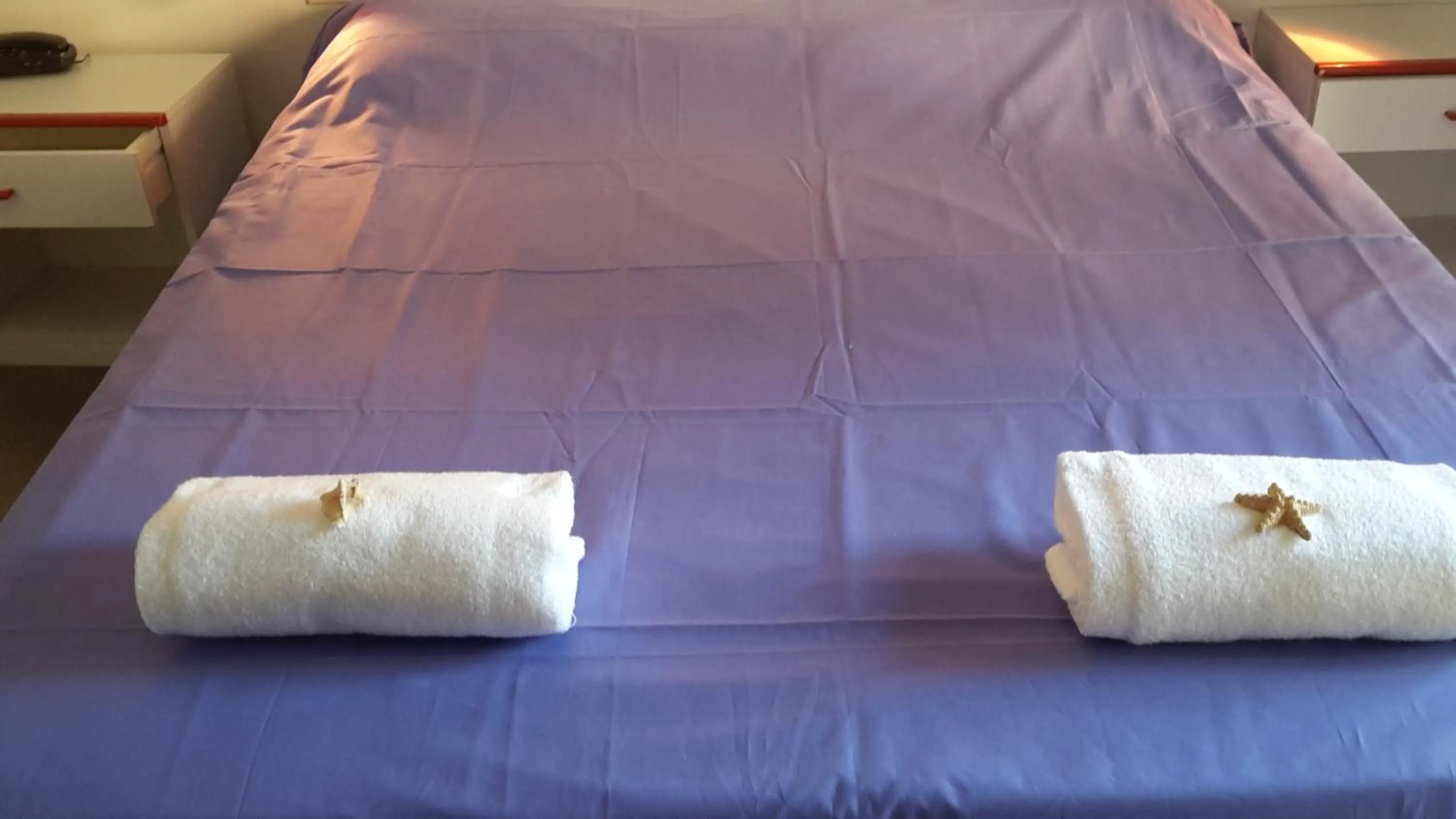 Bedroom, Bed in Hotel Serenella