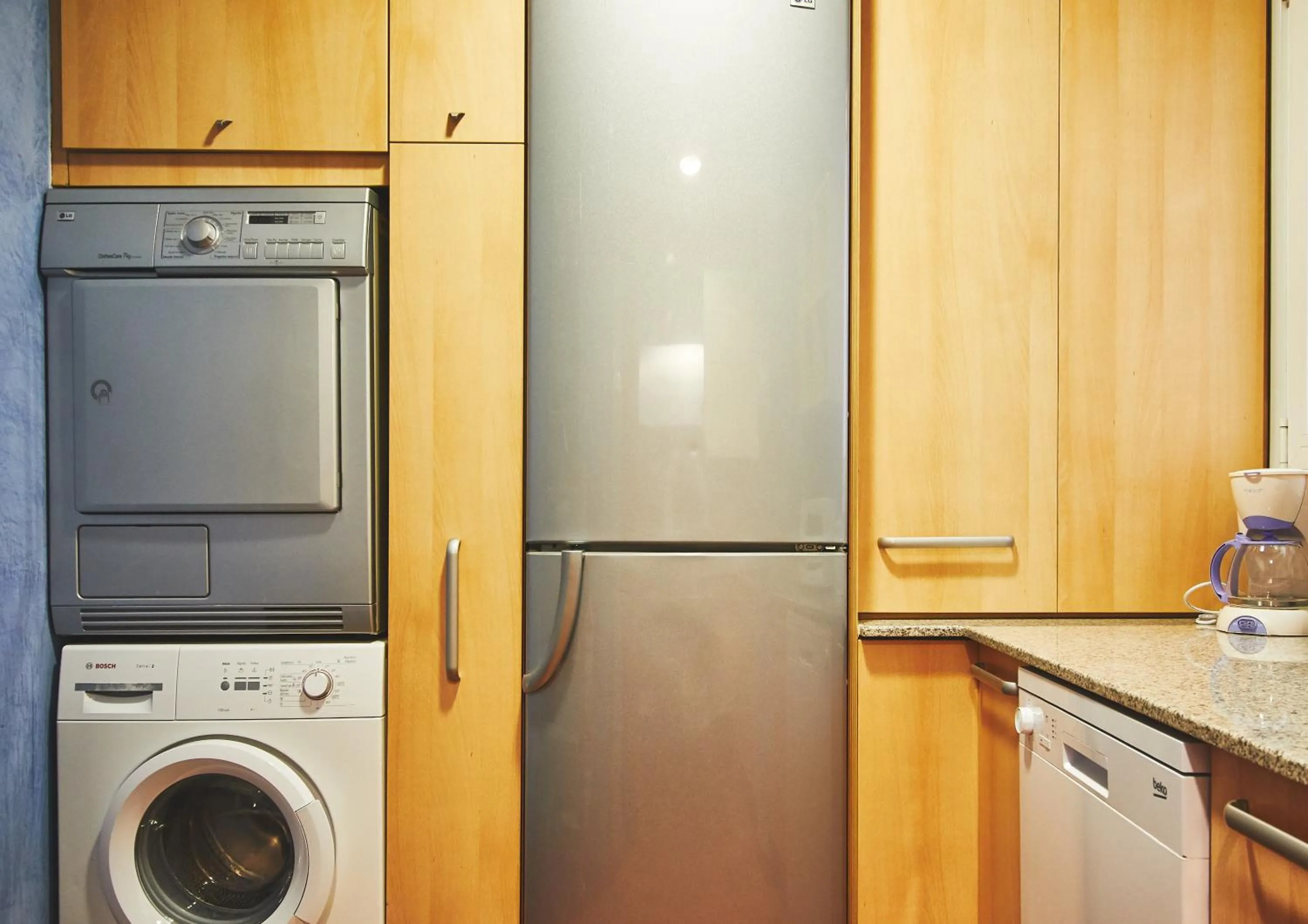 Day in Alcam Plaza Cataluña