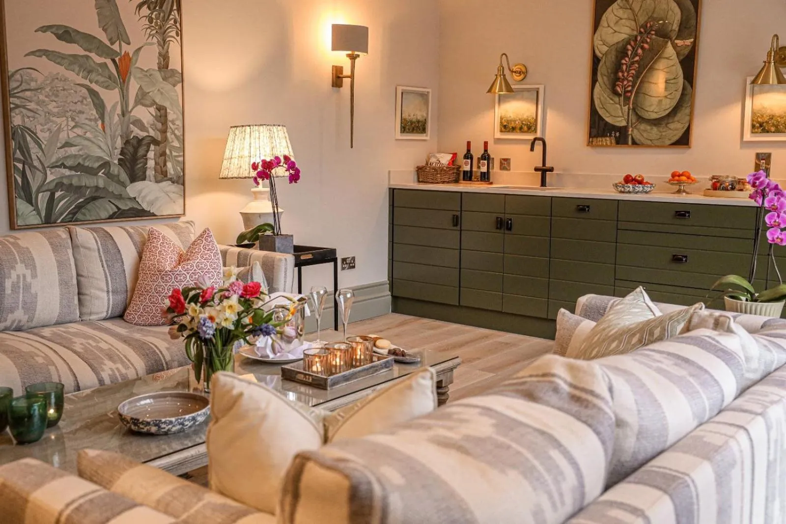 Living room in Marlfield House Hotel Relais et Chateaux