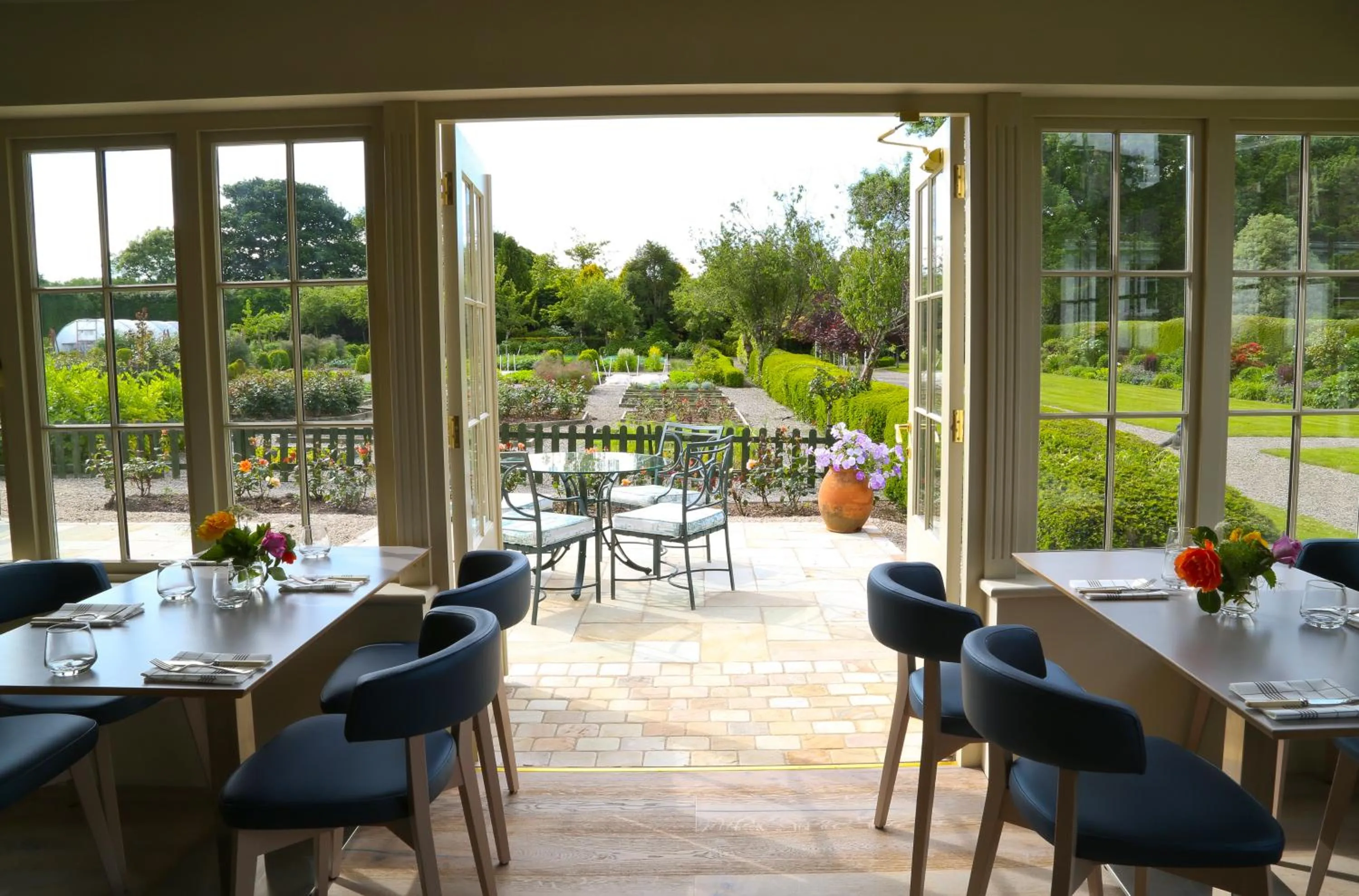 Restaurant/places to eat in Marlfield House Hotel Relais et Chateaux