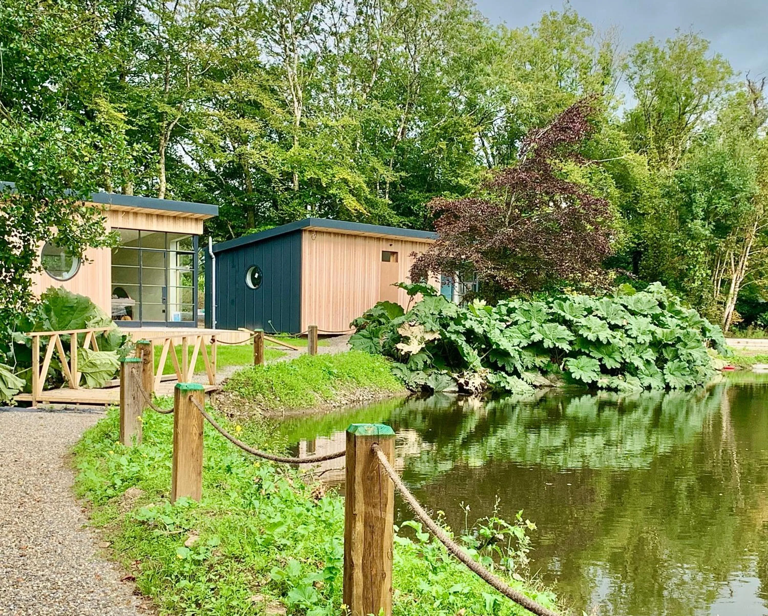 Lake view in Marlfield House Hotel Relais et Chateaux