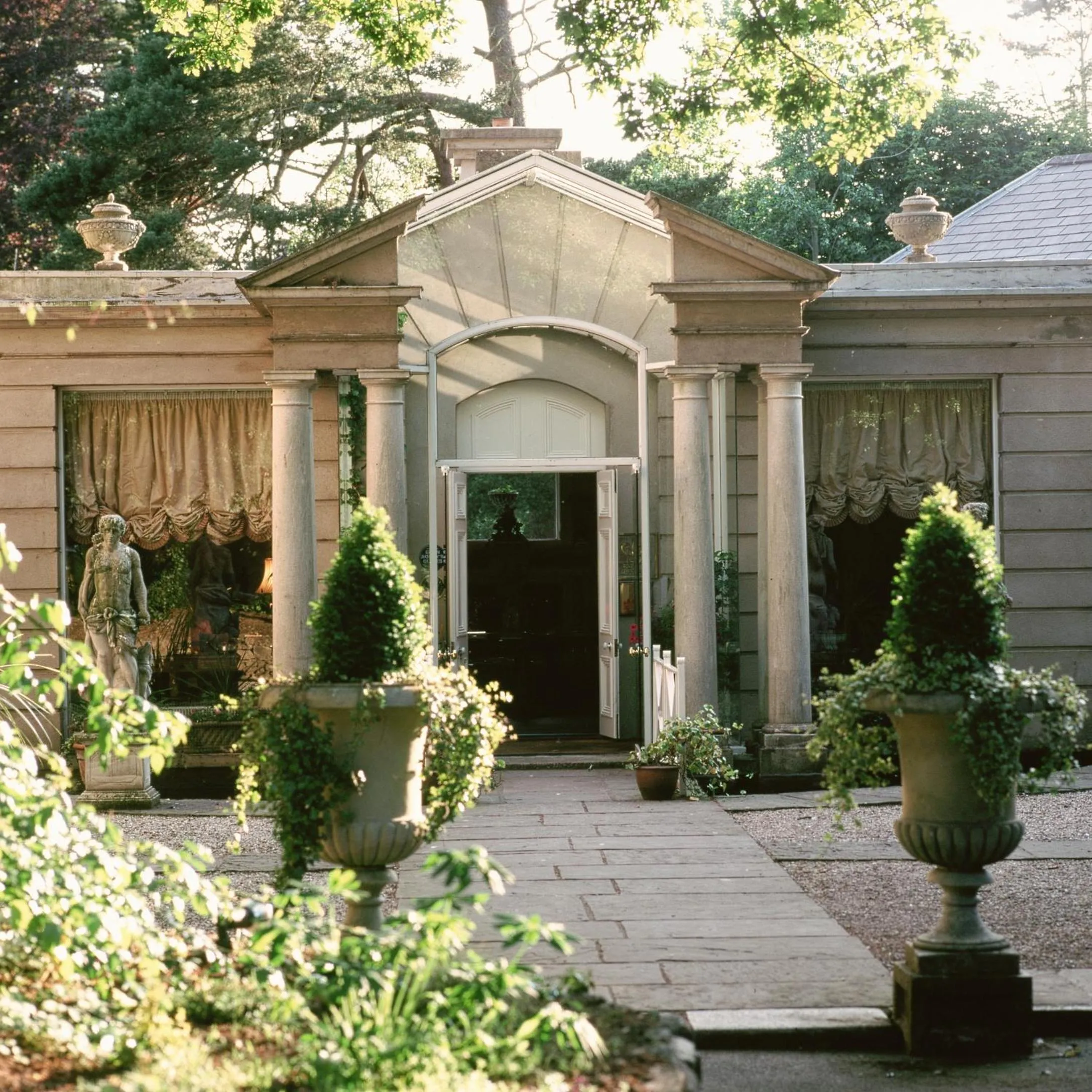 Facade/entrance in Marlfield House Hotel Relais et Chateaux