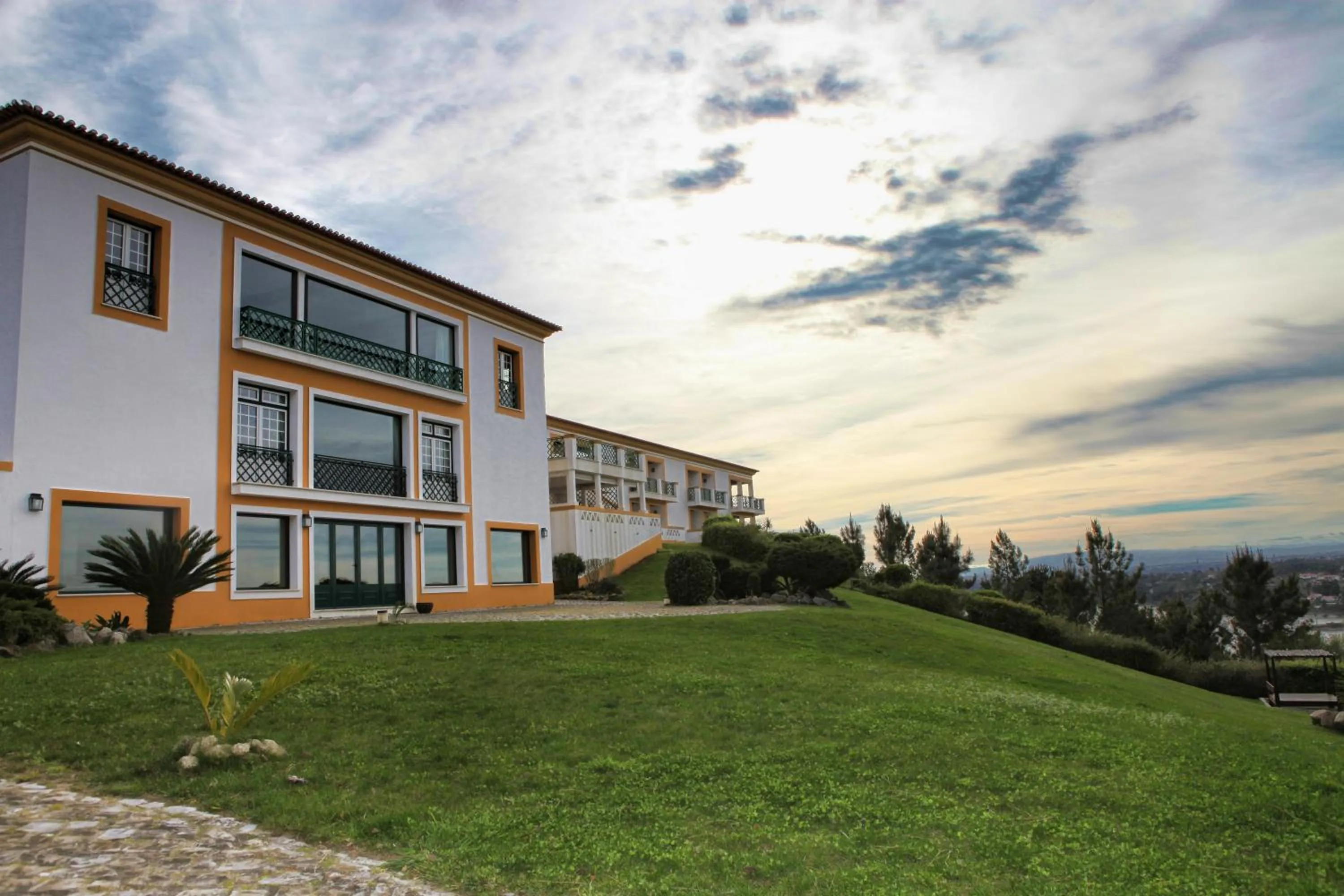 Property building in Hotel Segredos De Vale Manso