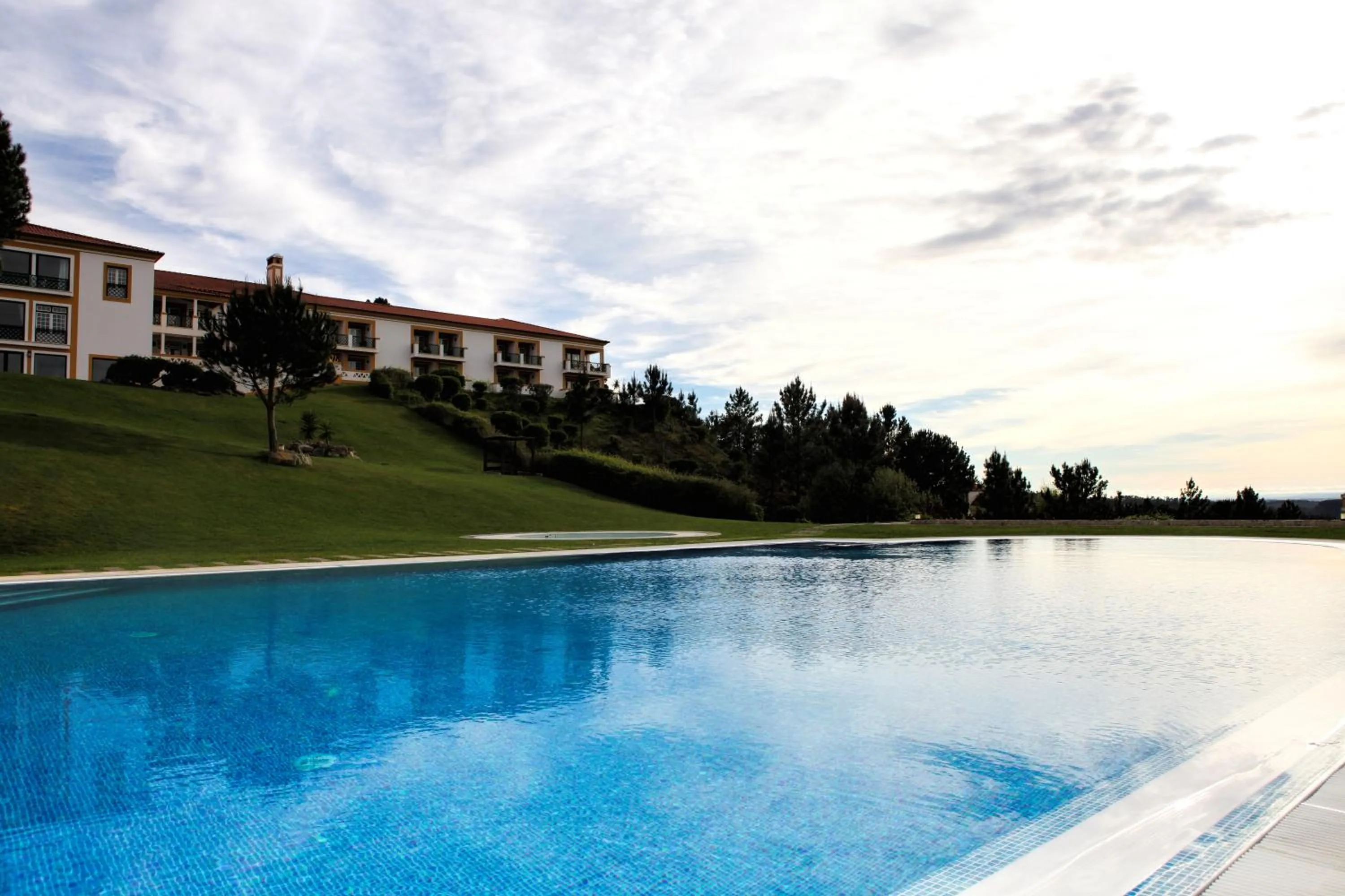 Swimming pool in Hotel Segredos De Vale Manso