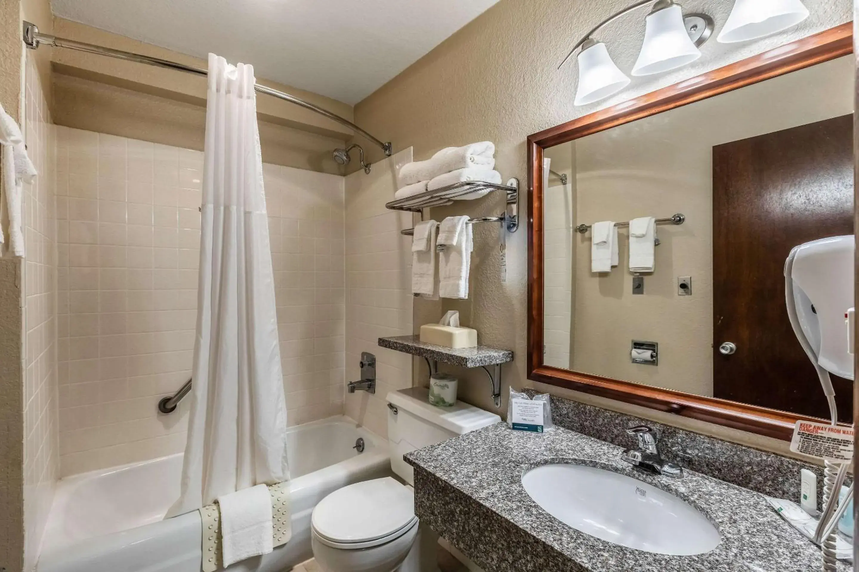 Photo of the whole room, Bathroom in Quality Inn Wausau