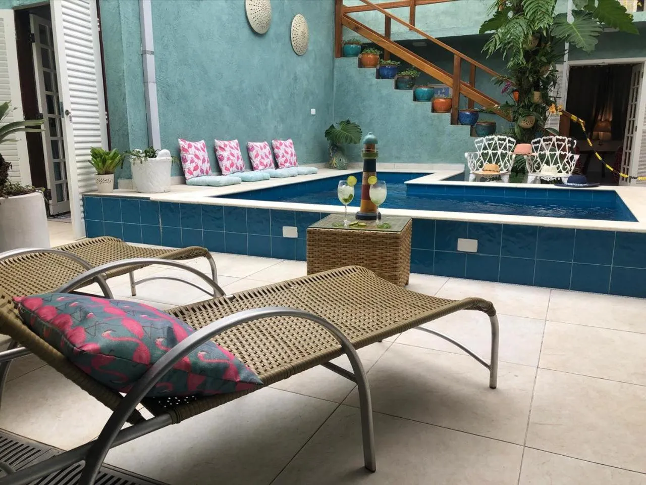 Seating area in Pousada Tô na Praia Juquehy