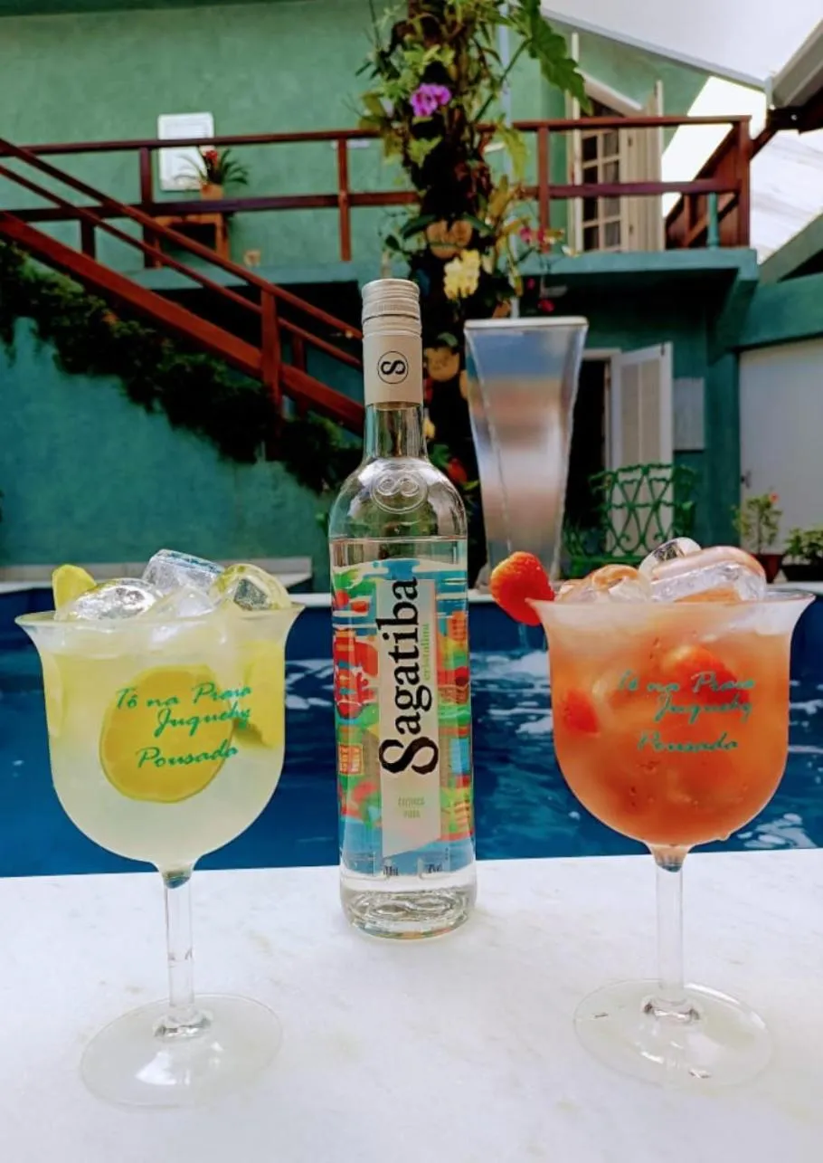 Food and drinks in Pousada Tô na Praia Juquehy