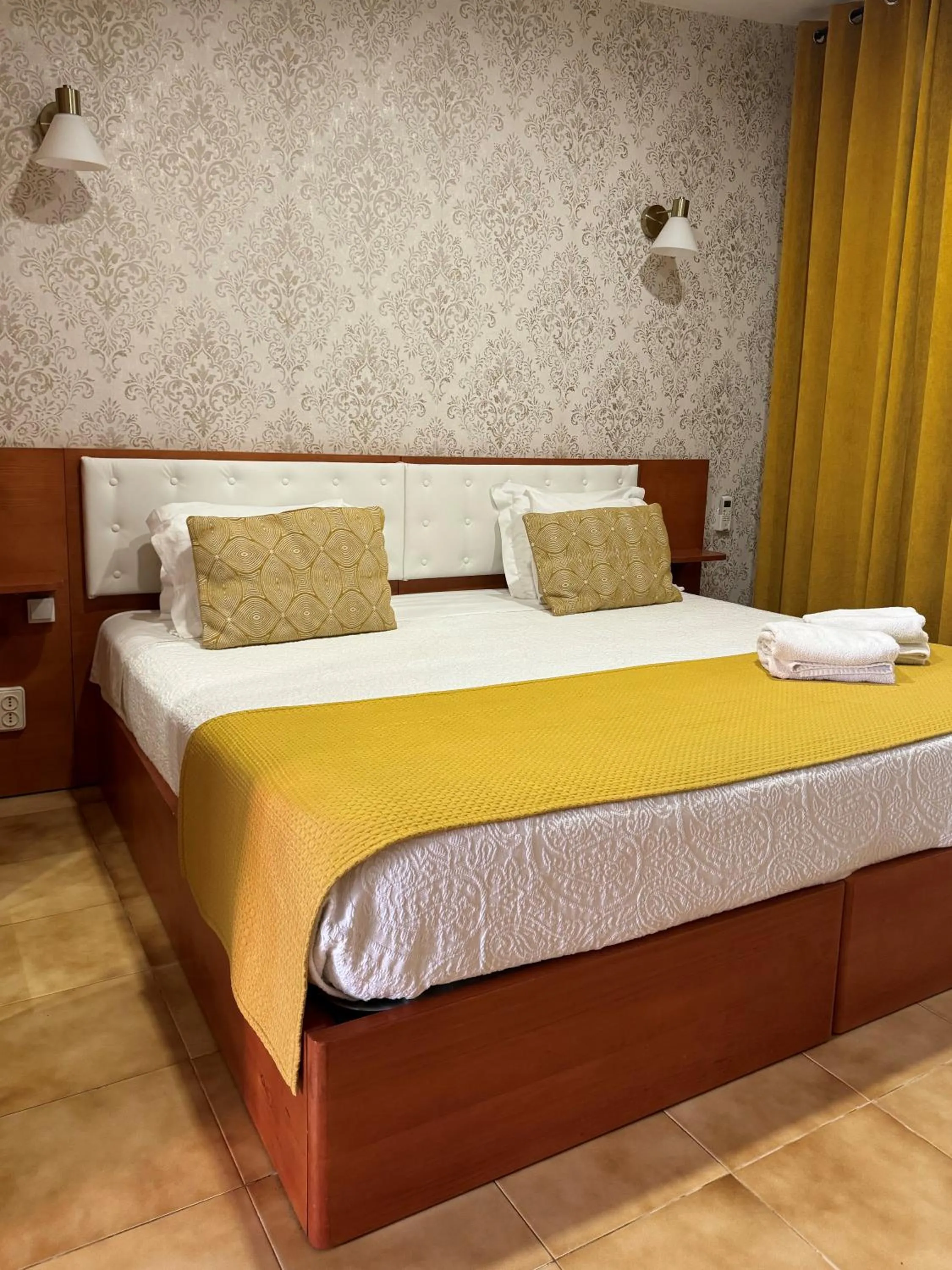 Bedroom, Bed in GuestHouse Marquês