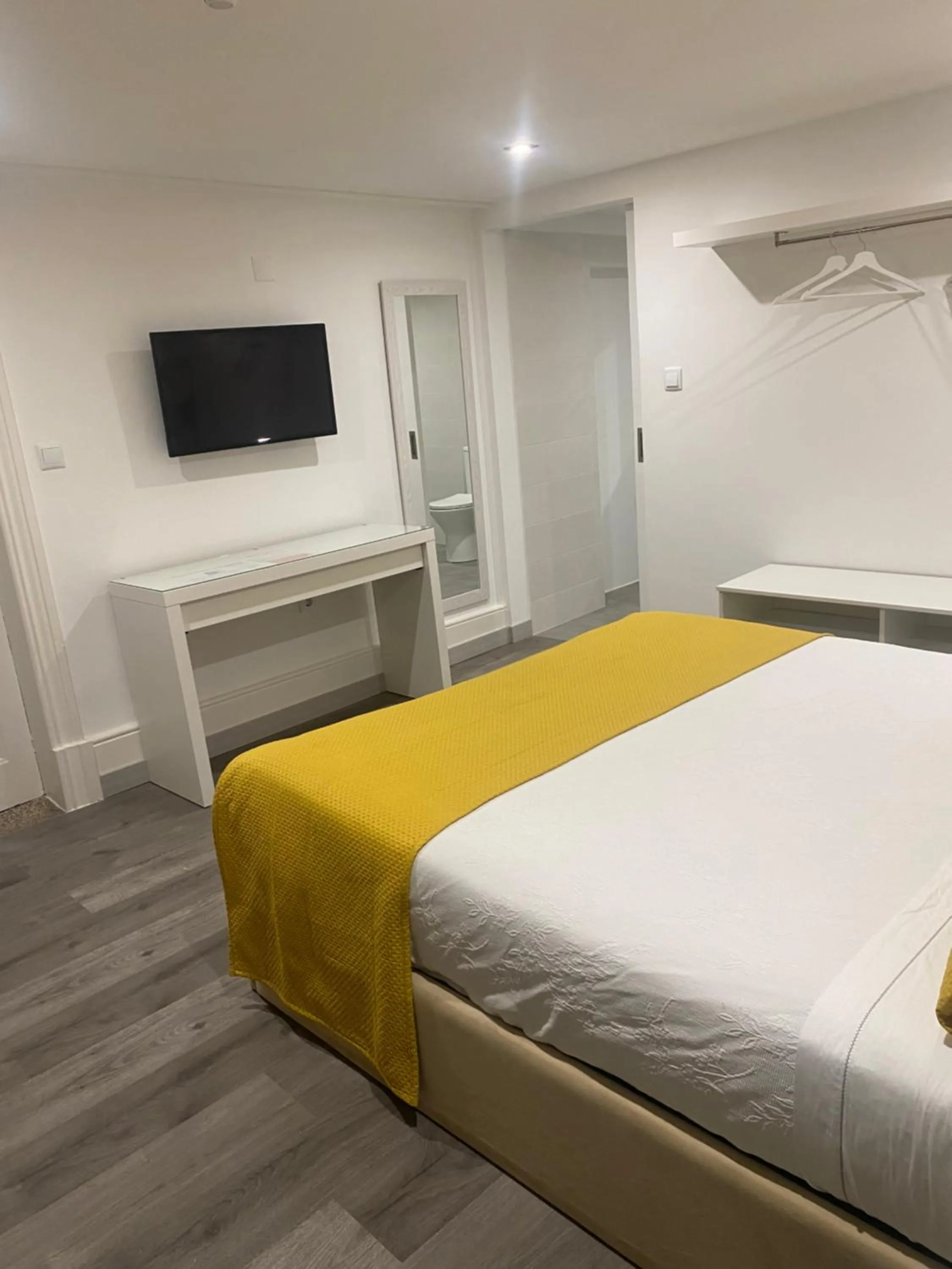 Bedroom, Bed in GuestHouse Marquês