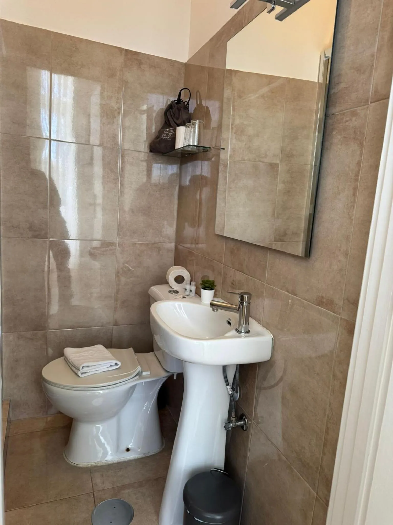 Bathroom in GuestHouse Marquês