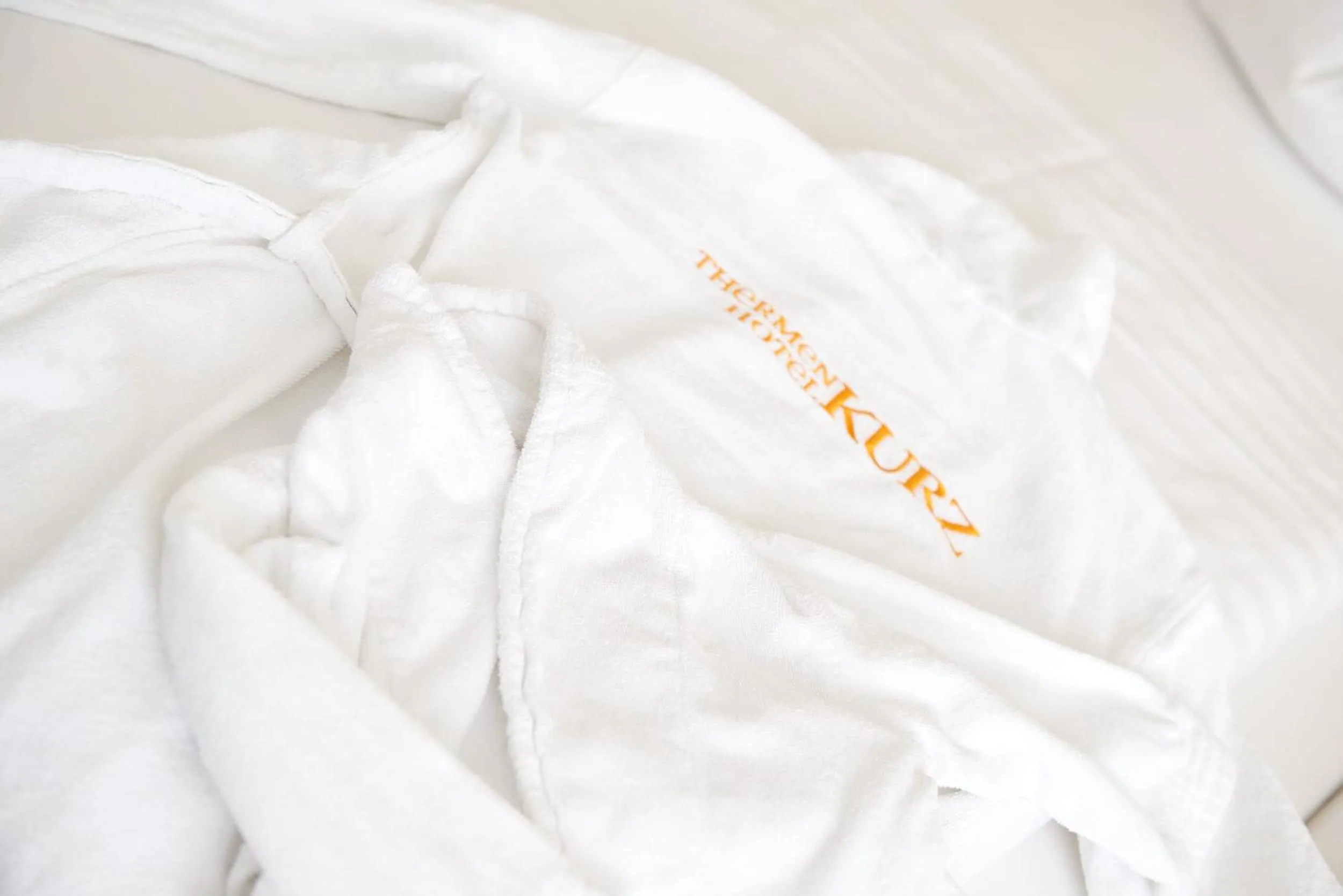 Bed in Thermenhotel Kurz