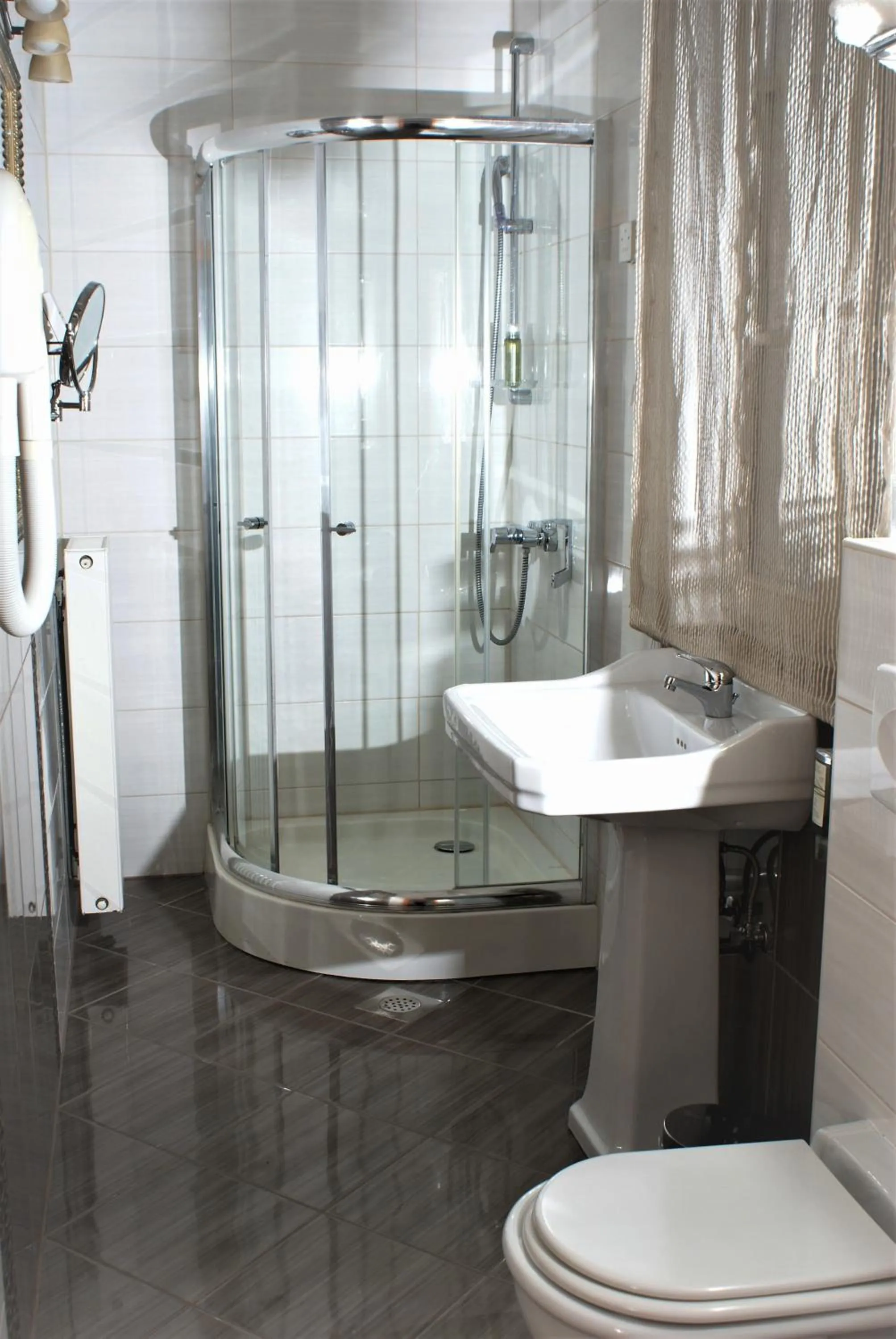 Bathroom in Hotel park