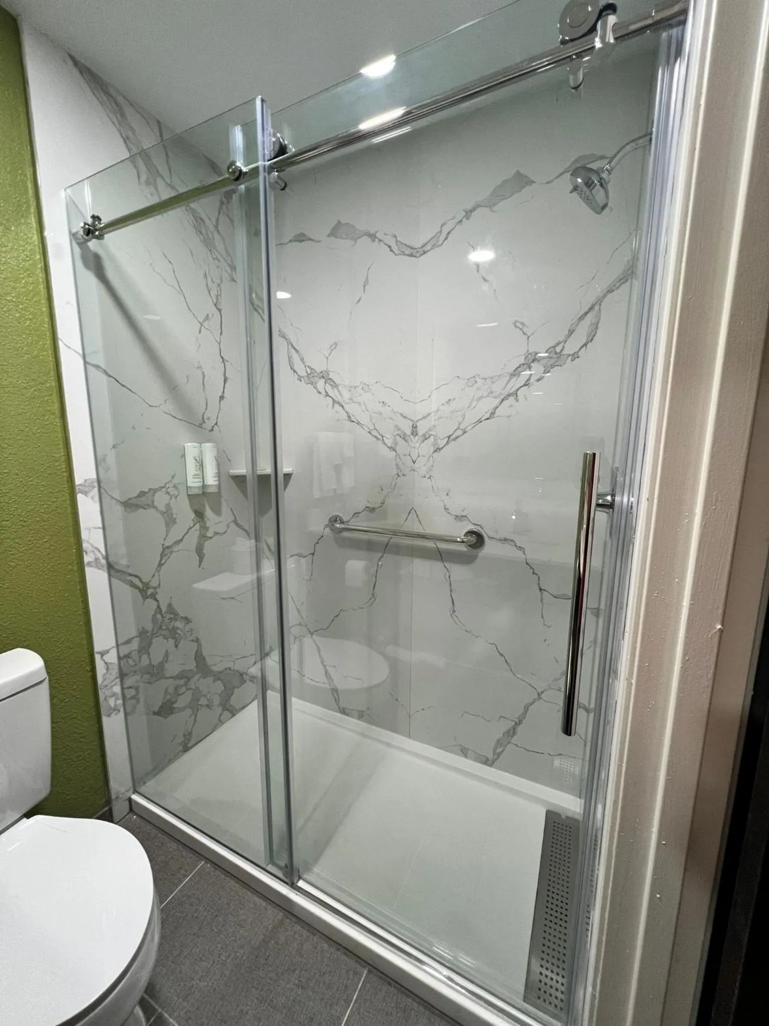 Shower in Sleep Inn & Suites Salina I-135