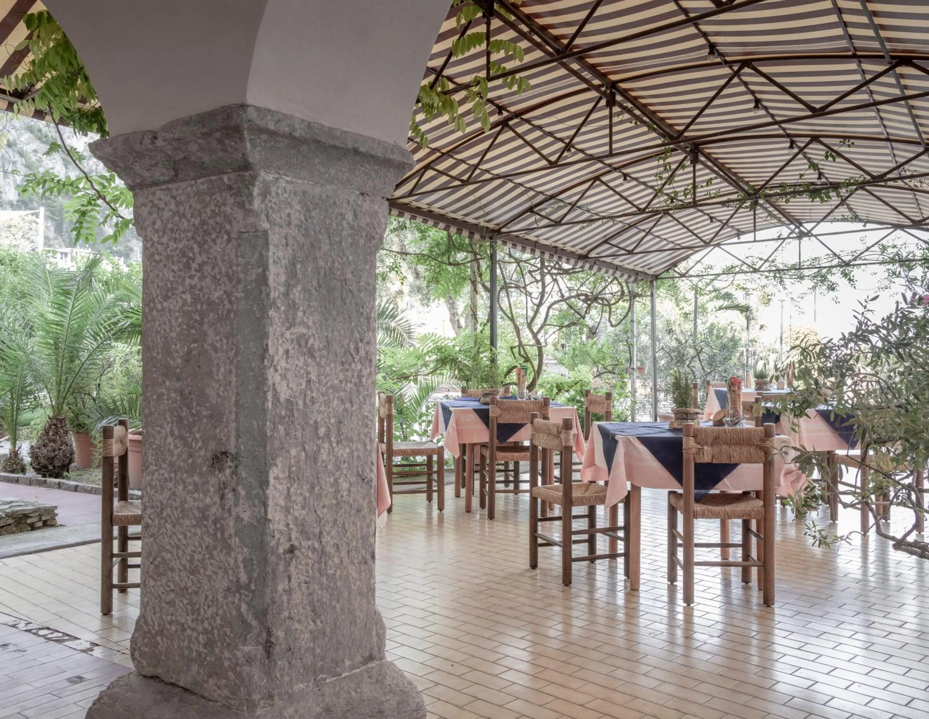 Patio in Albergo Bellavista