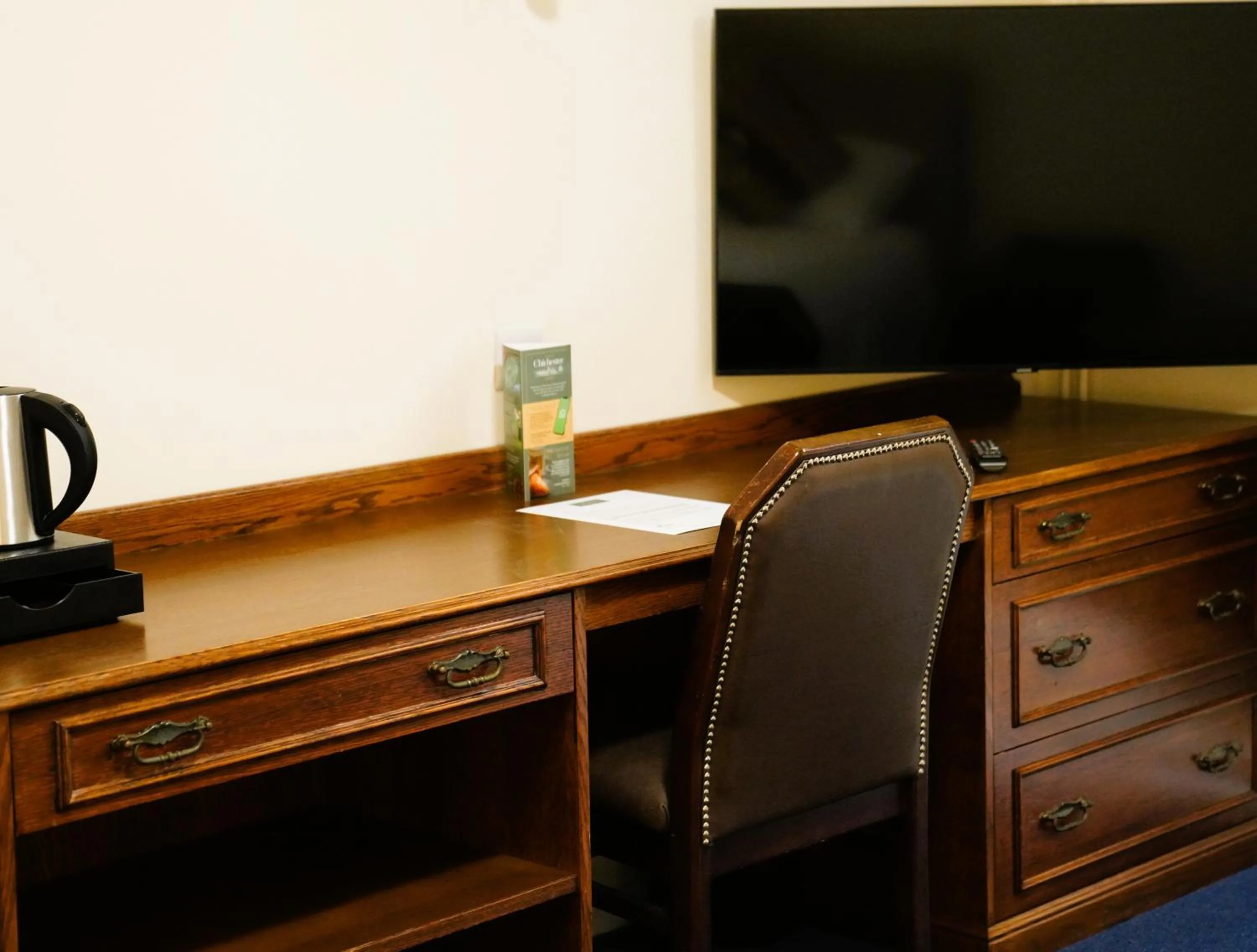 TV and multimedia in The New Chichester Hotel