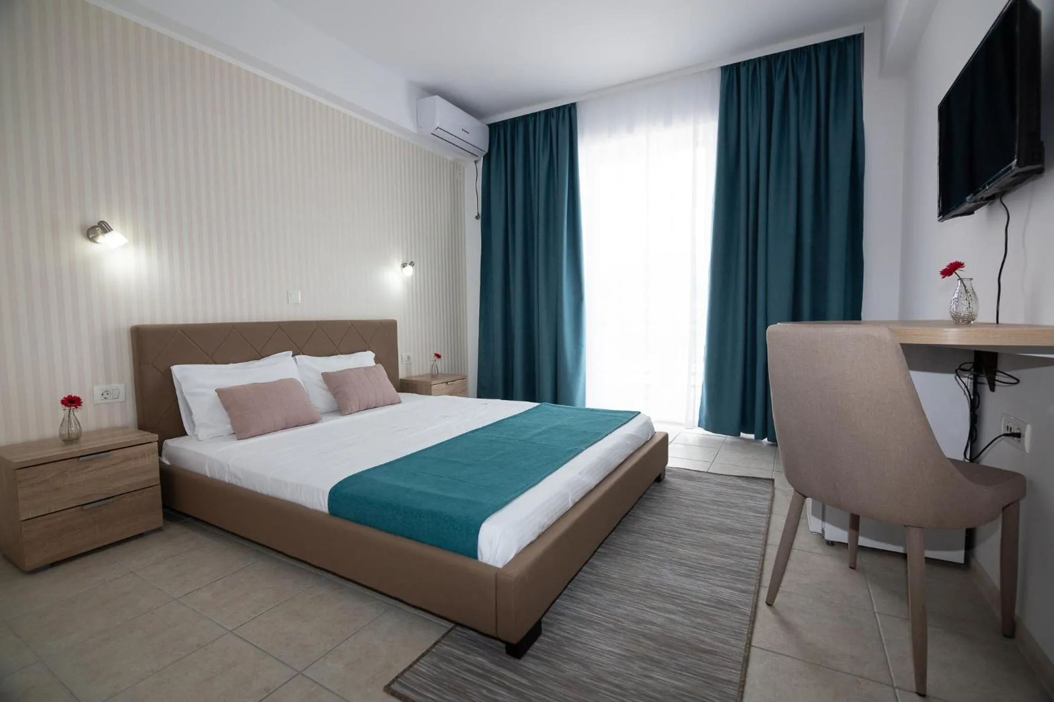 Photo of the whole room, Bed in Adriano pe plaja Belona