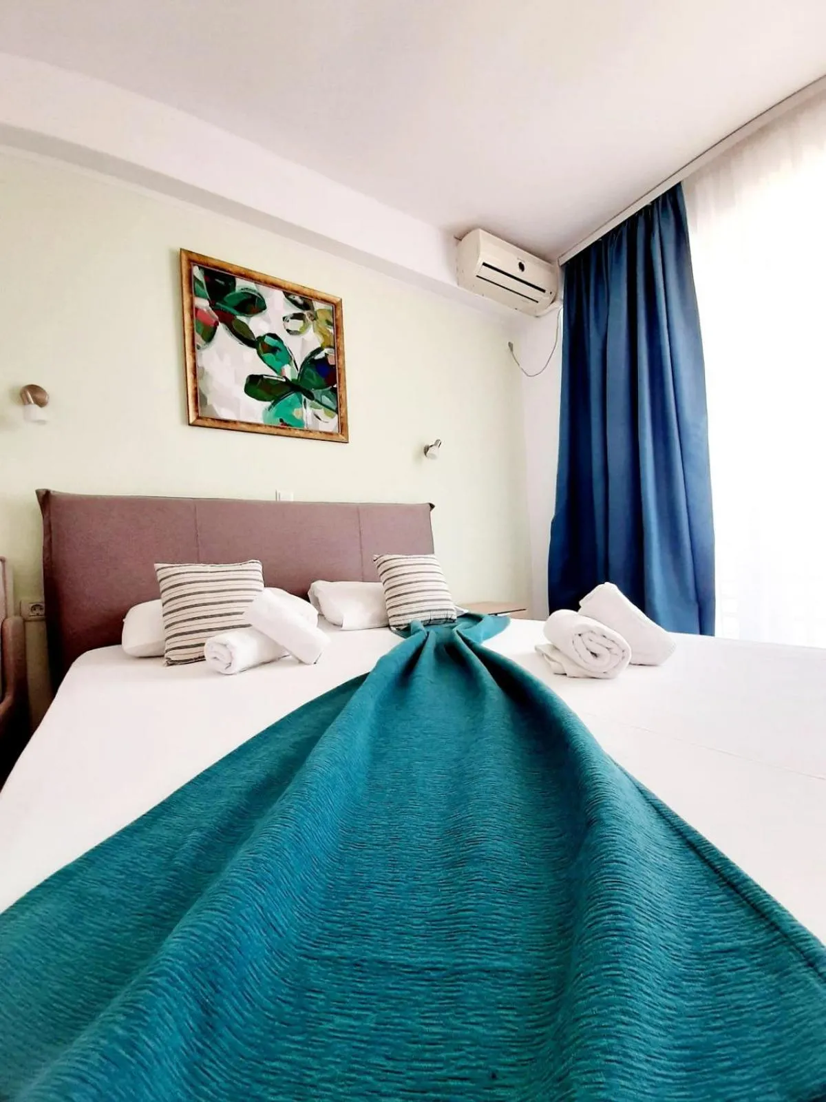 Bedroom, Bed in Adriano pe plaja Belona